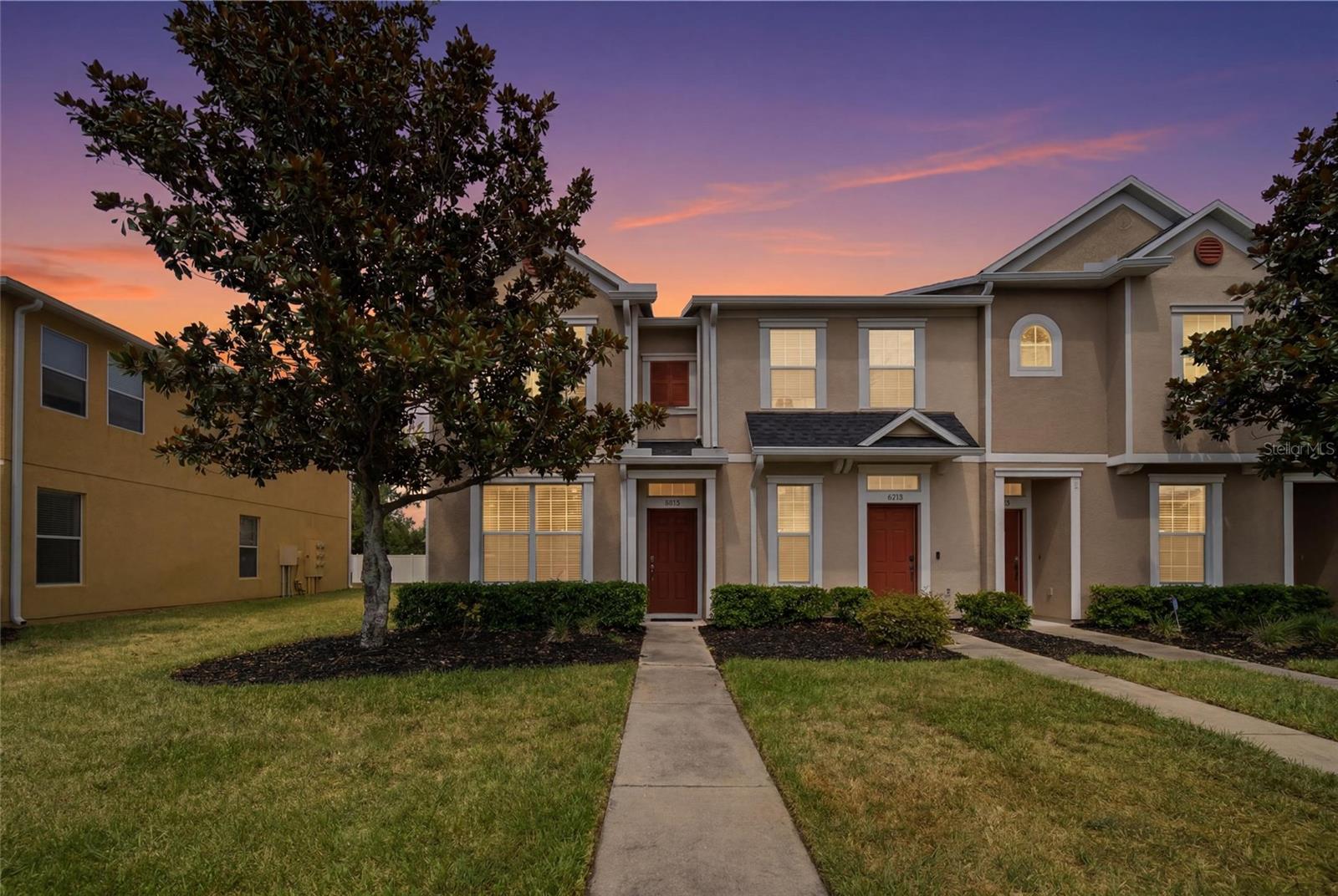Photo of 6924 TOWERING SPRUCE DRIVE RIVERVIEW FL 33578