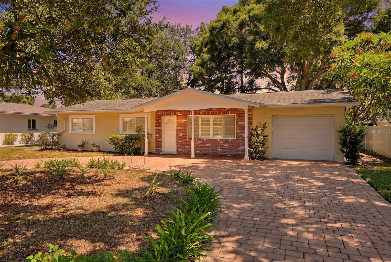 Photo of 11471 88TH AVENUE SEMINOLE FL 33772