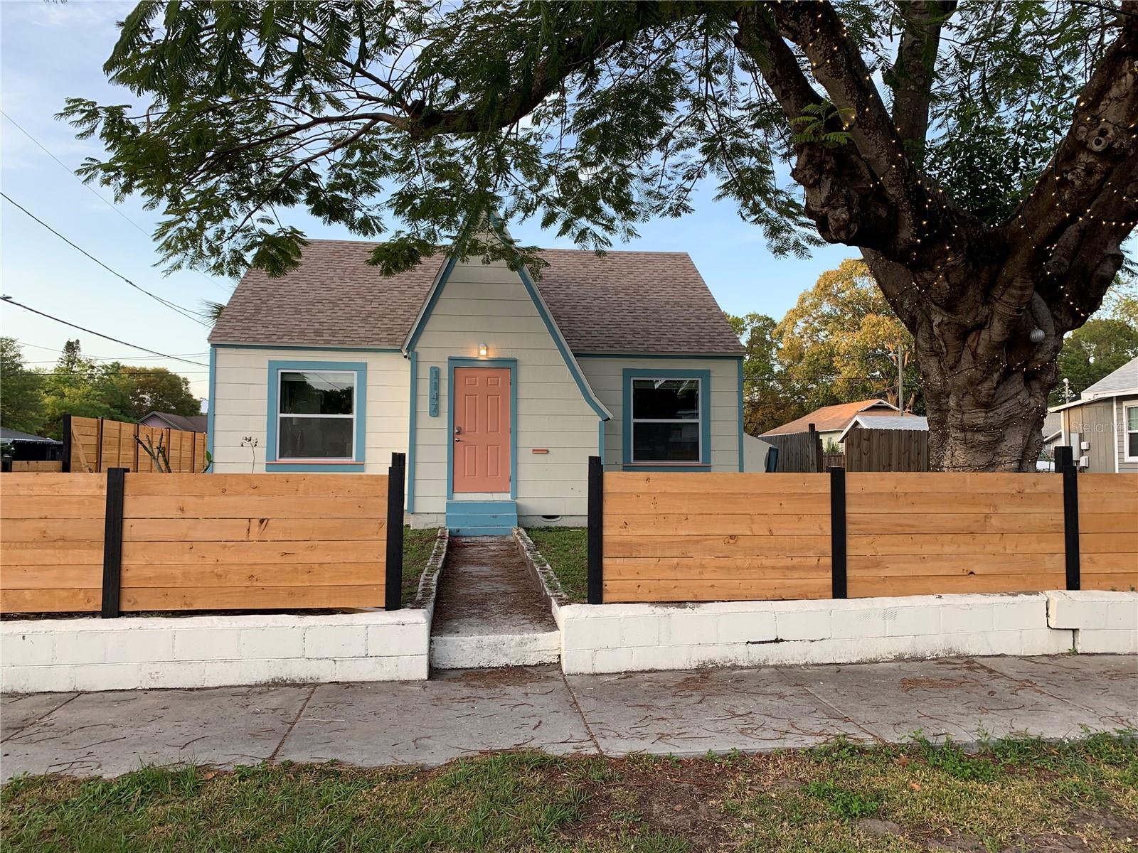 Photo of 1147 JAMES AVENUE ST PETERSBURG FL 33705