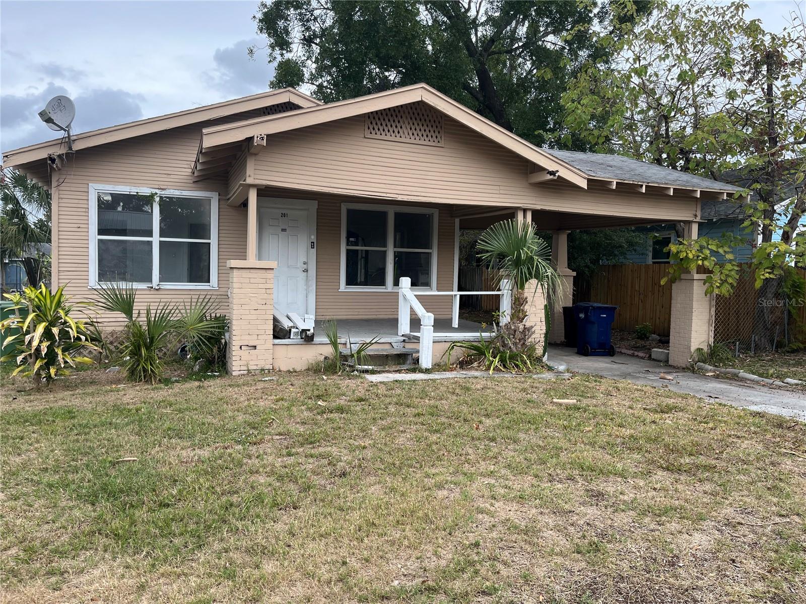 Photo of 201 W IDA STREET TAMPA FL 33603