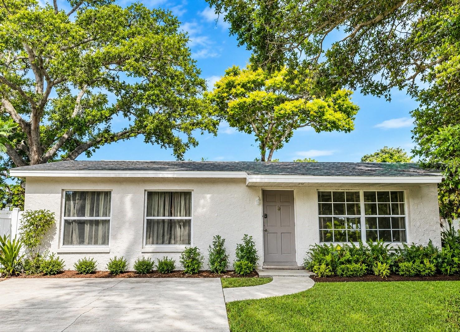 Photo of 4620 47TH WAY ST PETERSBURG FL 33714