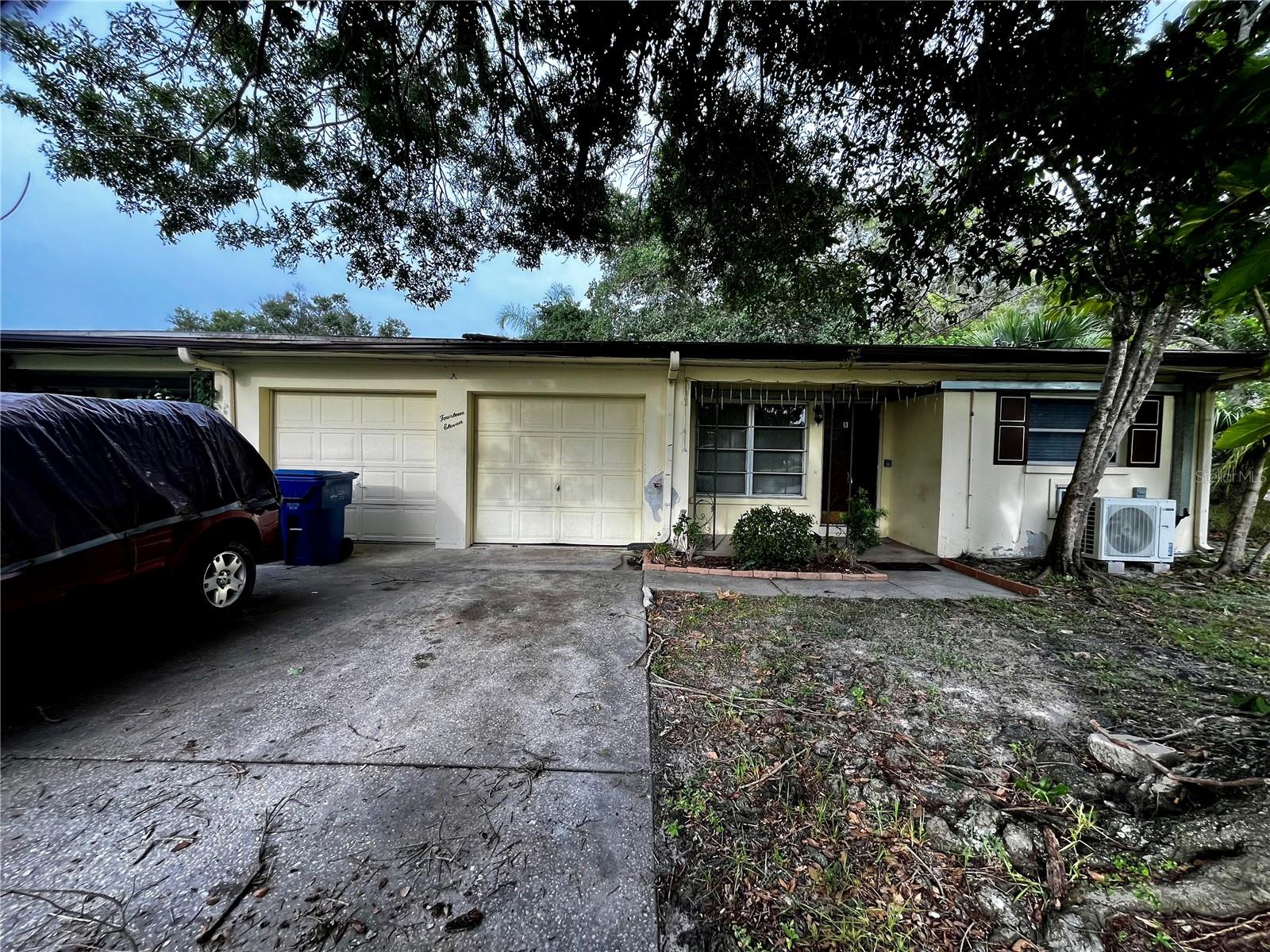Photo of 1411 KENNYWOOD DRIVE #Apt B LARGO FL 33770
