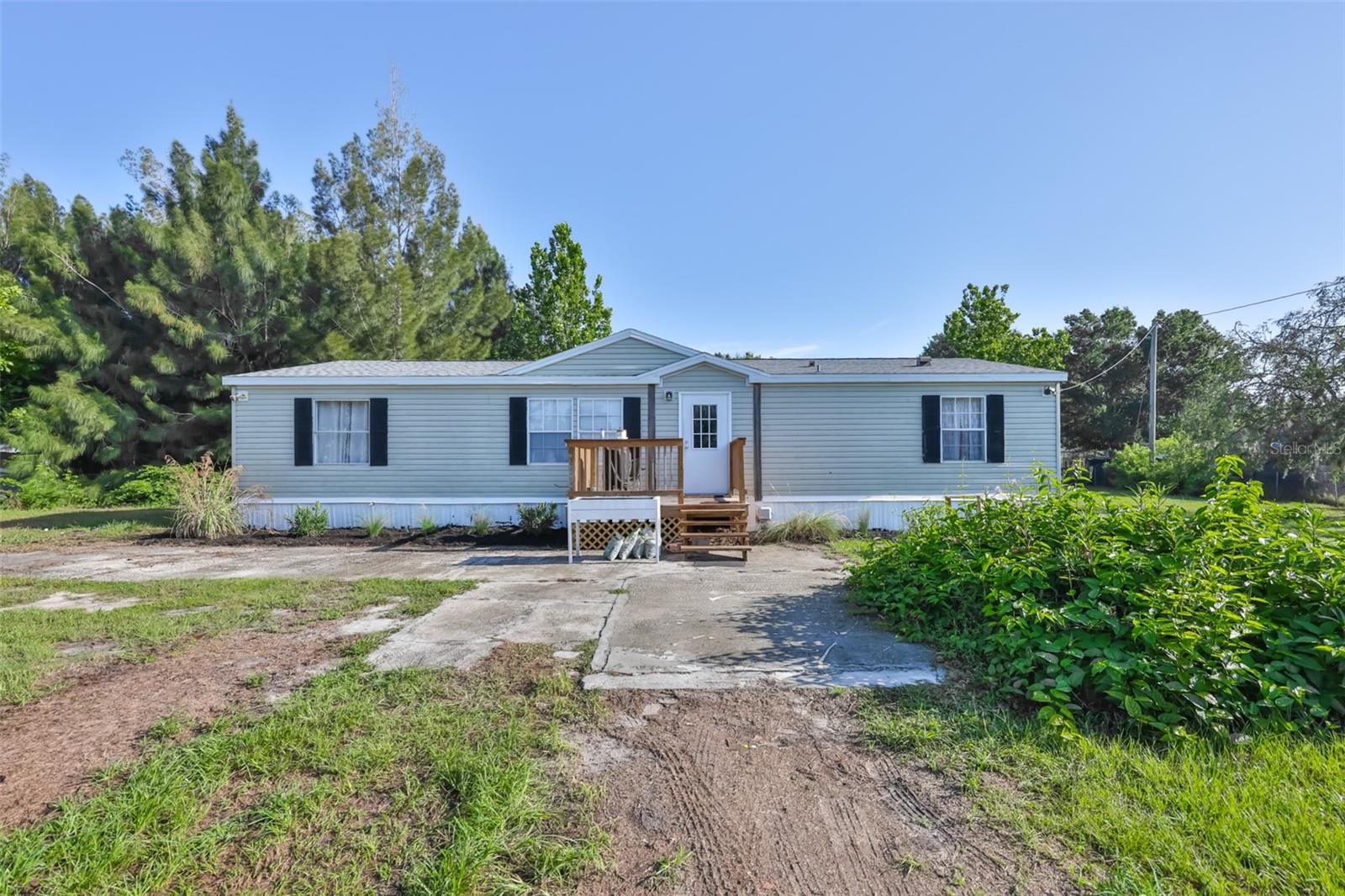 Photo of 12104 GLENSHIRE DRIVE RIVERVIEW FL 33579