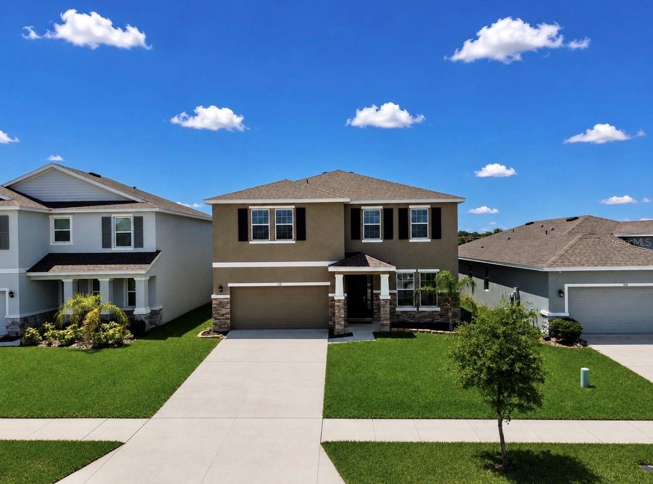 Photo of 172 MANGROVE MANOR DRIVE APOLLO BEACH FL 33572