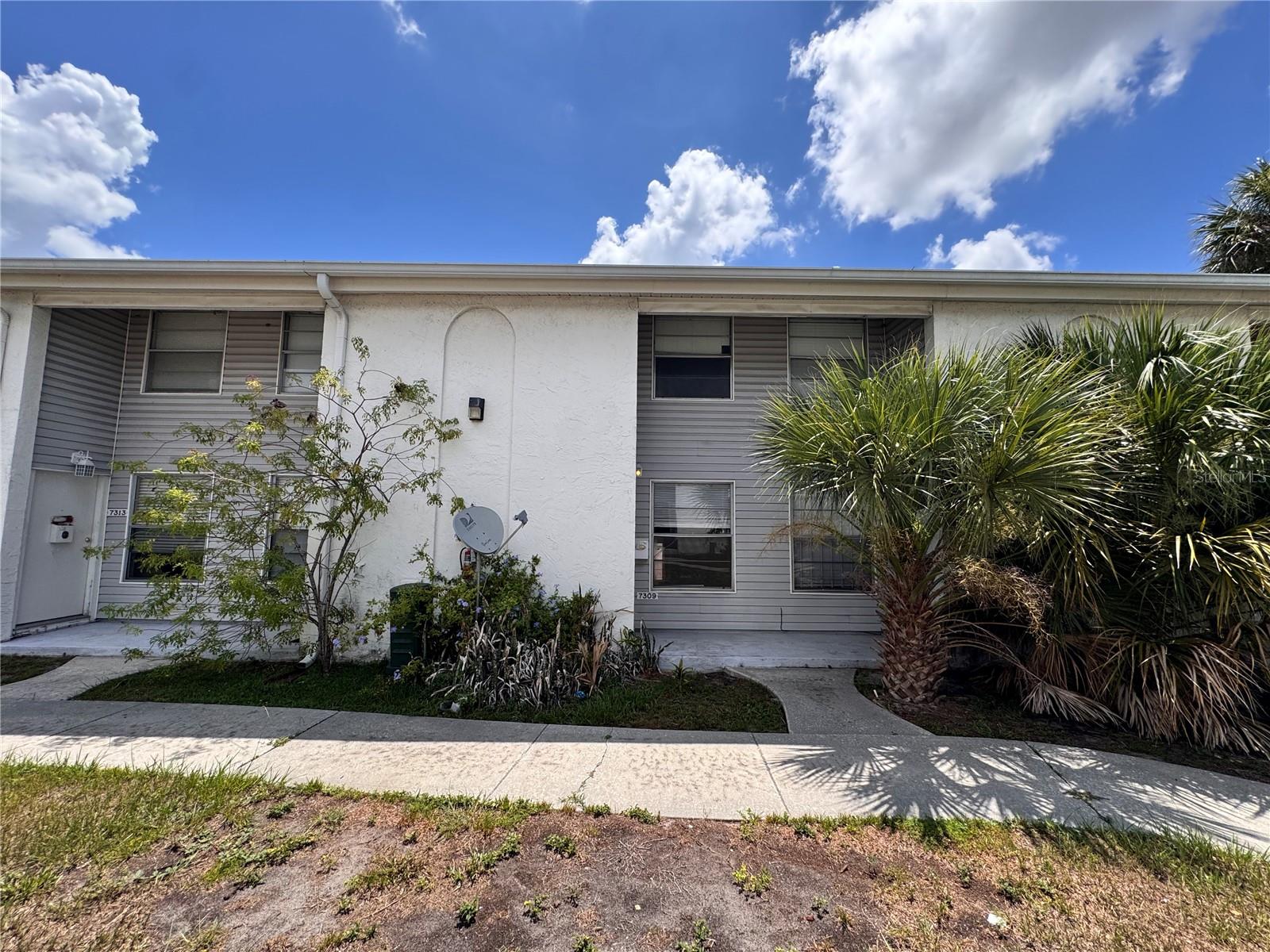 Photo of 7309 JACKSON SPRINGS ROAD TAMPA FL 33634