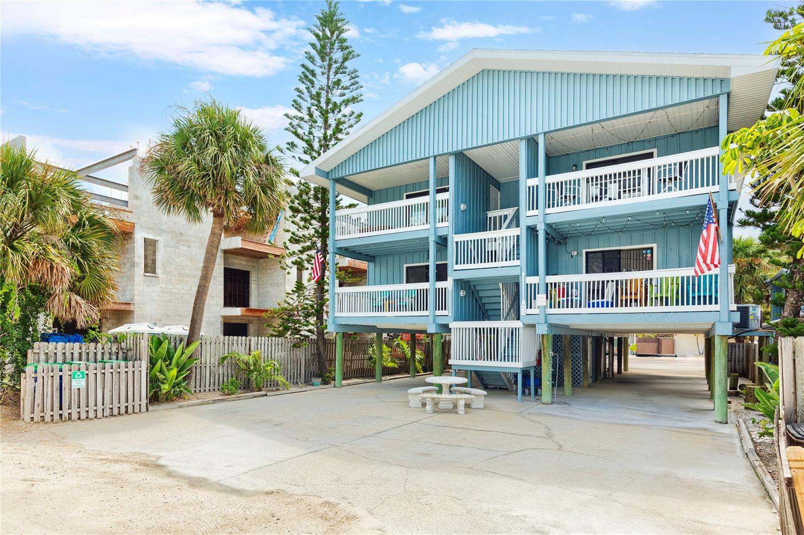 Photo of 812 GULF BLVD #3 INDIAN ROCKS BEACH FL 33785