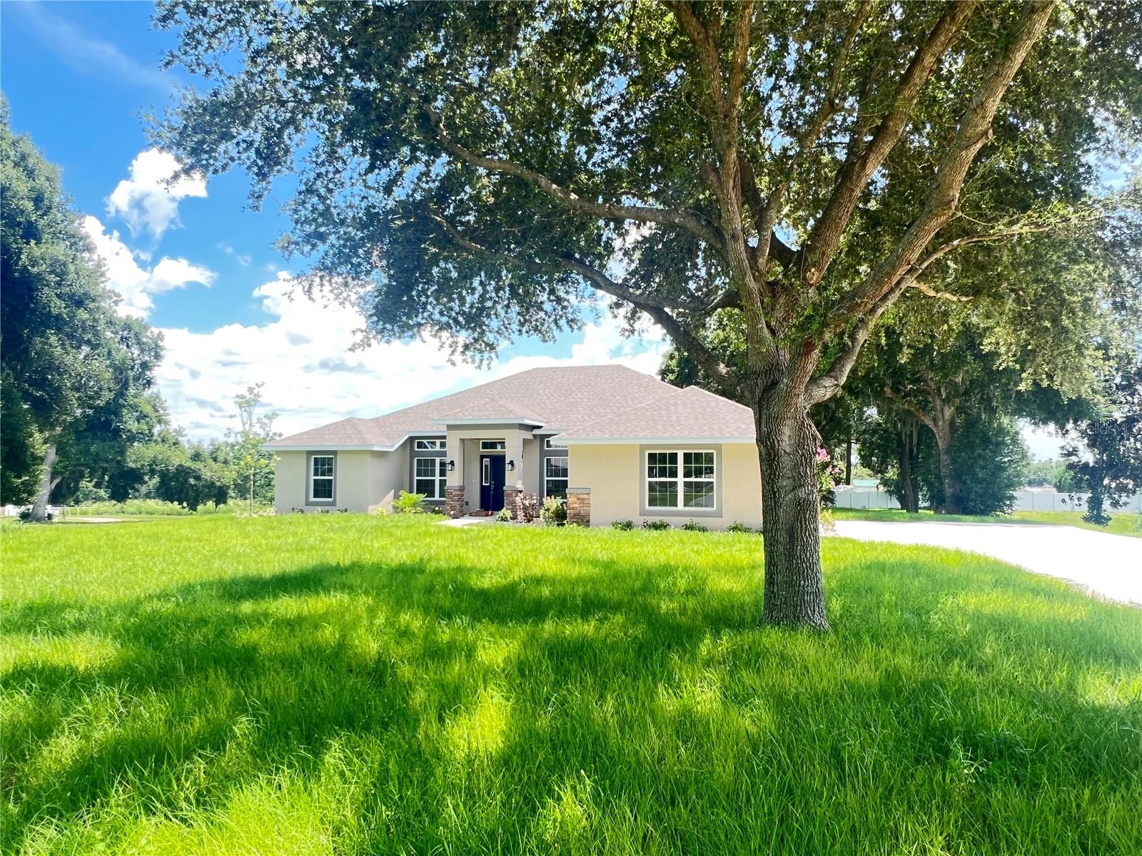 Photo of 36893 HIDDEN VIEW CIRCLE DADE CITY FL 33523