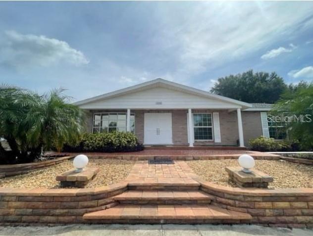 Photo of 1326 LAKE ARIANA BOULEVARD AUBURNDALE FL 33823