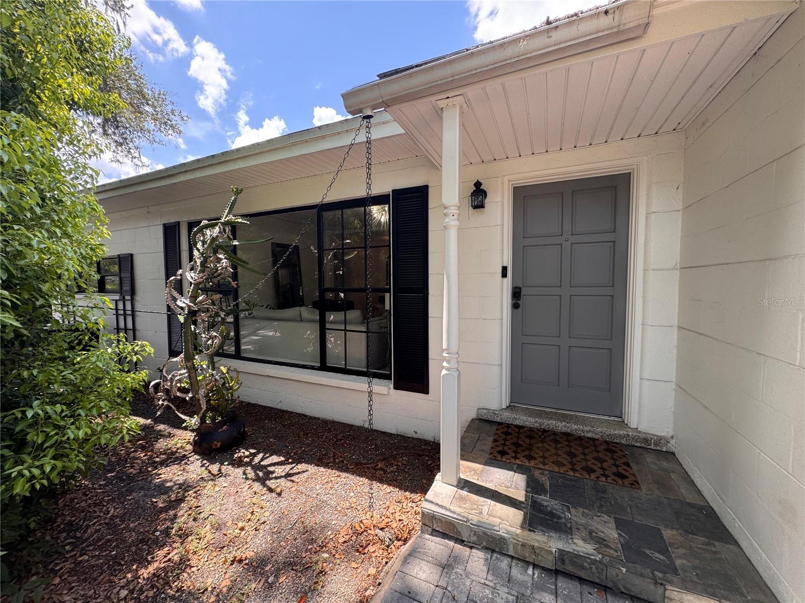 Photo of 309 DEER PARK AVENUE TAMPA FL 33617