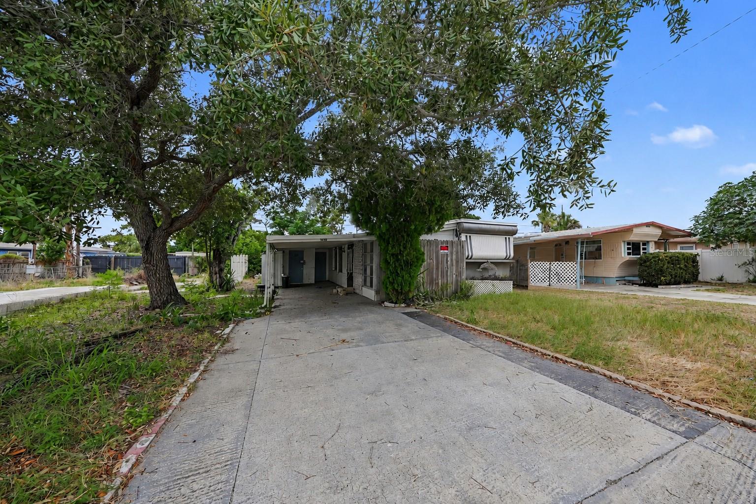 Photo of 1939 HOYLE DR HOLIDAY FL 34691
