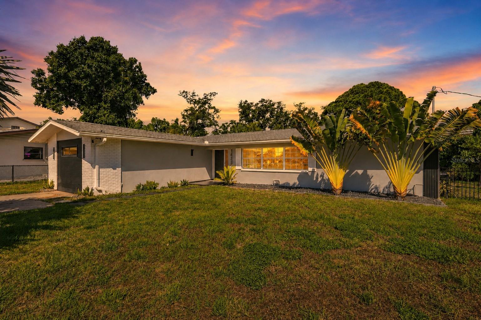 Photo of 14297 GENEVA DRIVE LARGO FL 33774