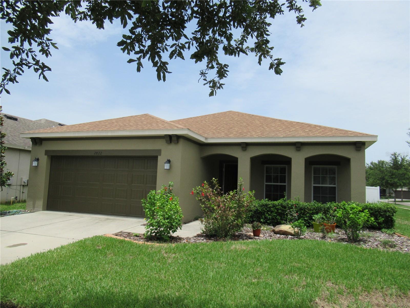 Photo of 2822 MAPLE BROOK LOOP LUTZ FL 33558