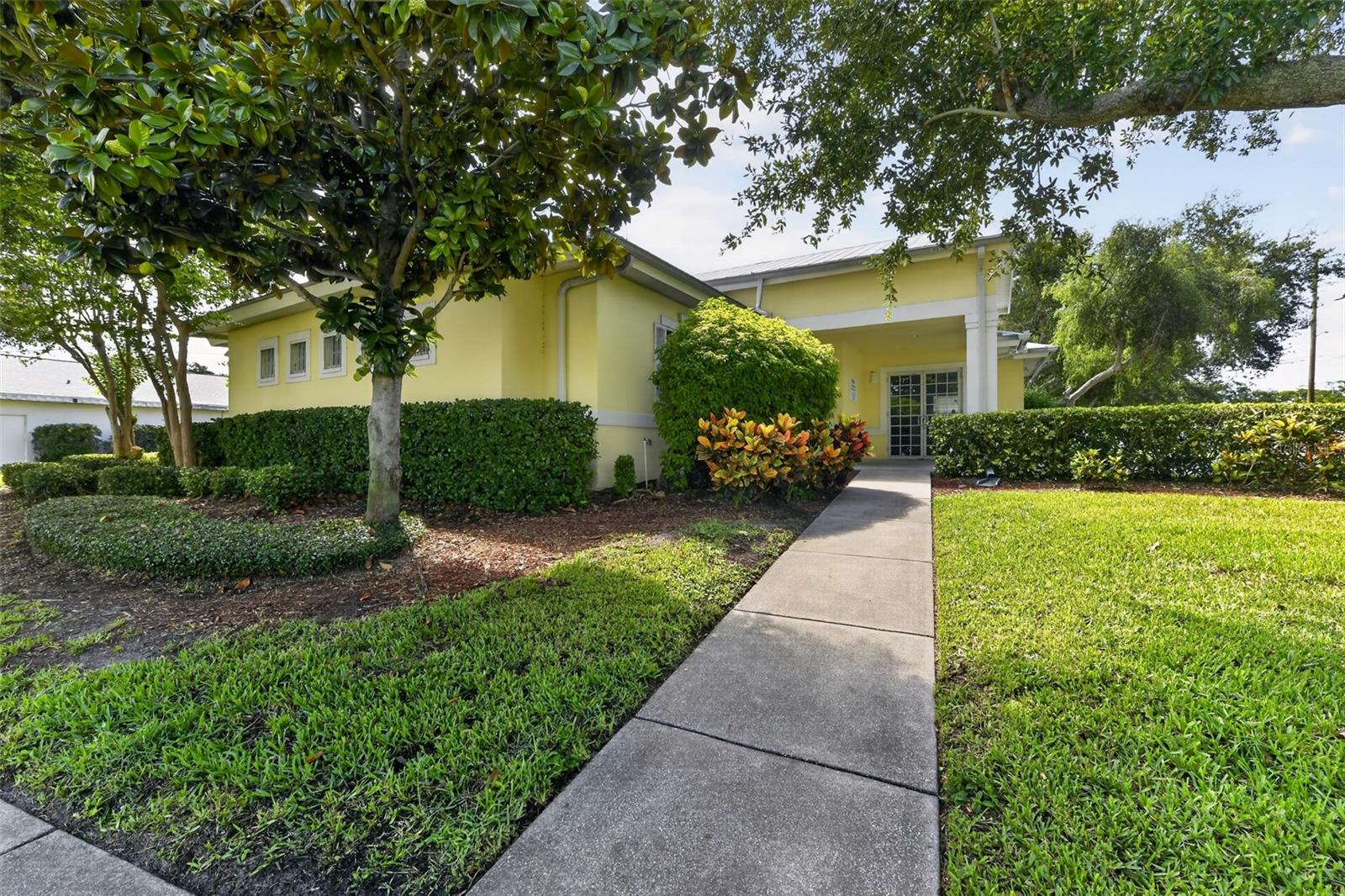 Photo of 2555 PINELLAS POINT DRIVE ST PETERSBURG FL 33706