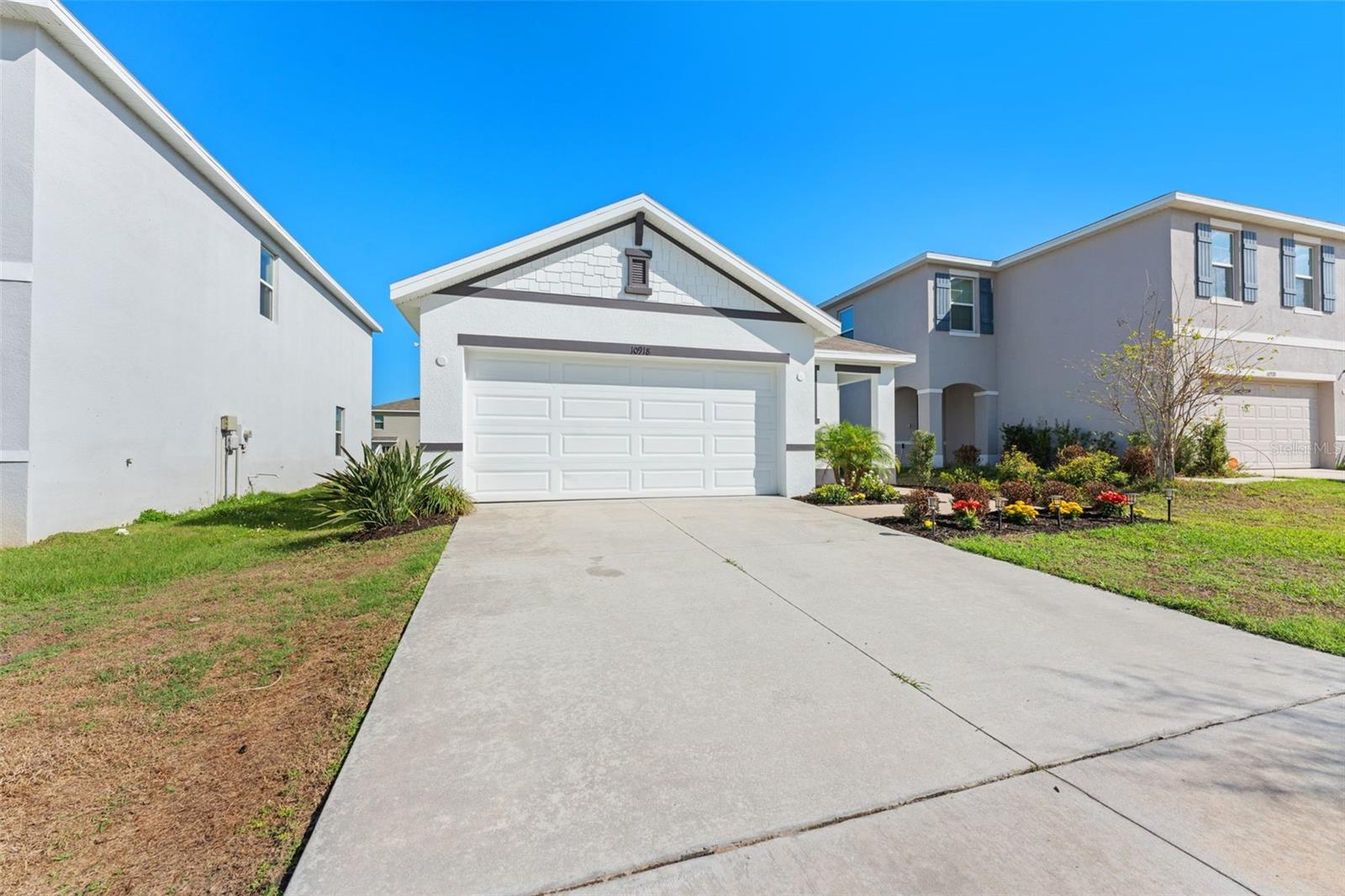 Photo of 10918 TRAILING VINE DRIVE TAMPA FL 33610