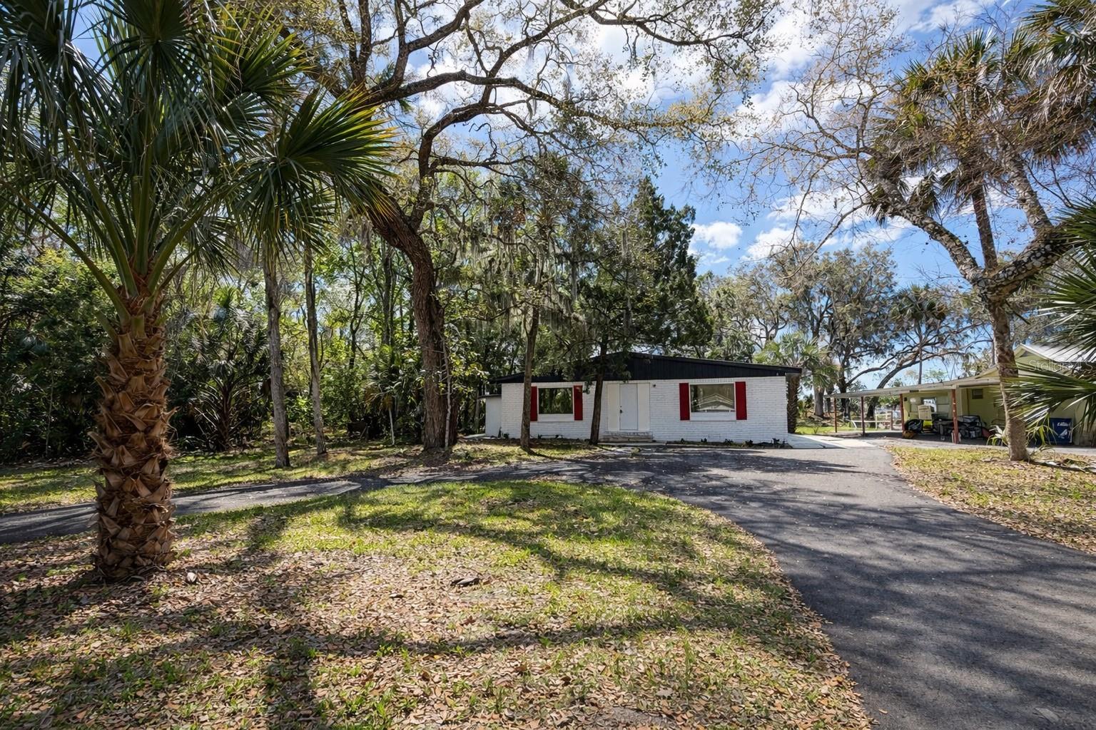 Photo of 502 NW CRYSTAL STREET CRYSTAL RIVER FL 34428
