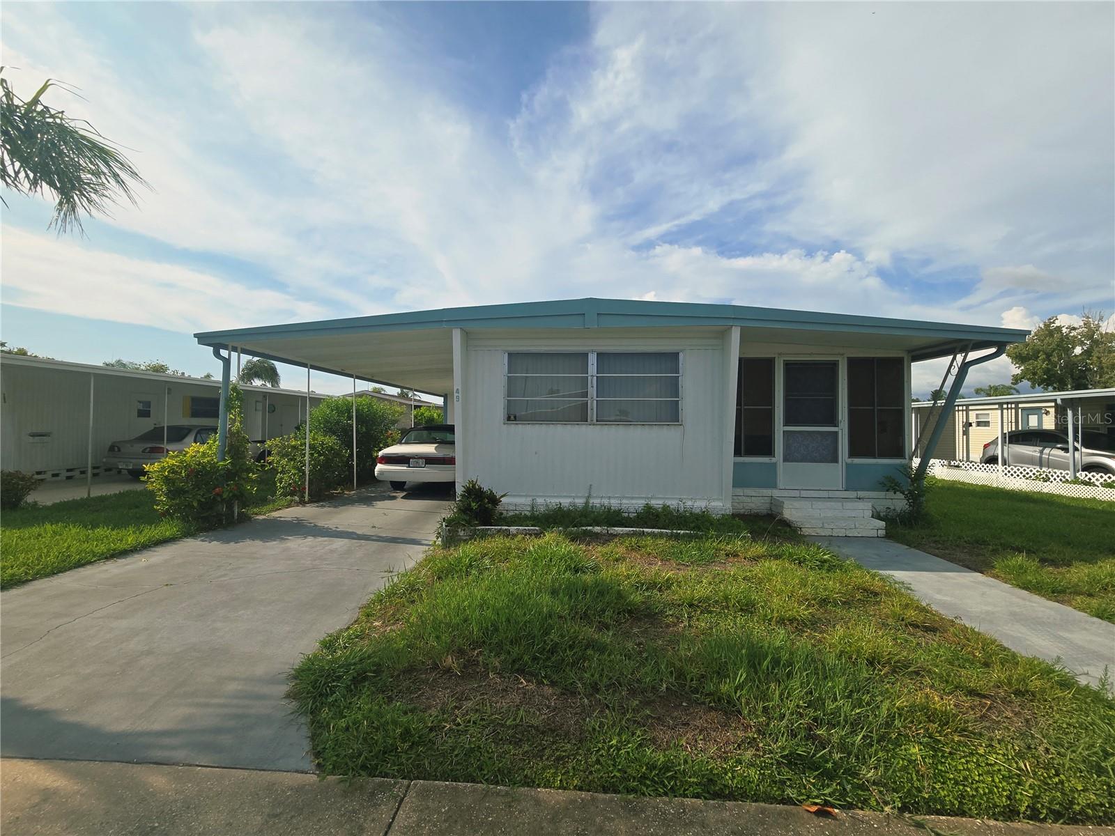 Photo of 49 DRURY LANE TARPON SPRINGS FL 34689