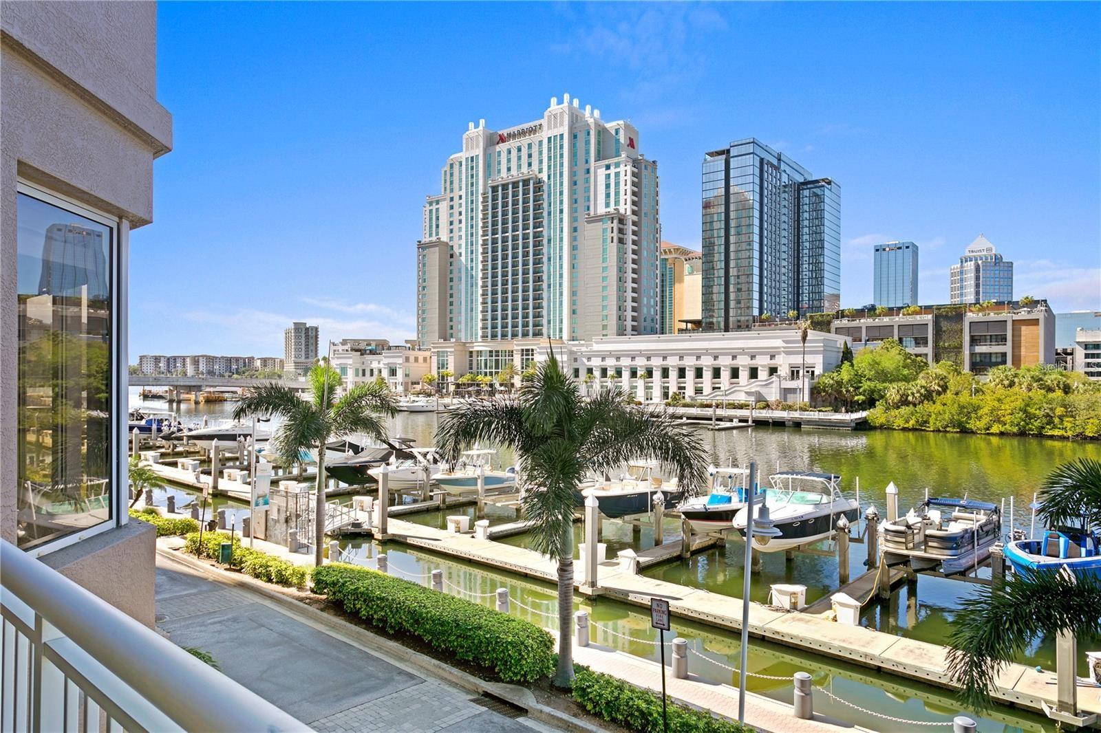 Photo of 371 CHANNELSIDE WALK WAY #17 TAMPA FL 33602