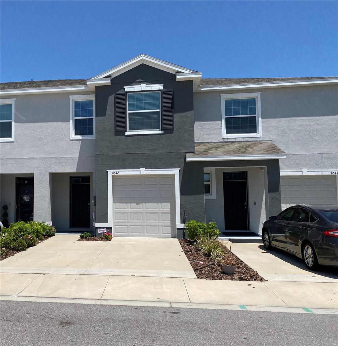Photo of 8642 FALLING BLUE PLACE RIVERVIEW FL 33578