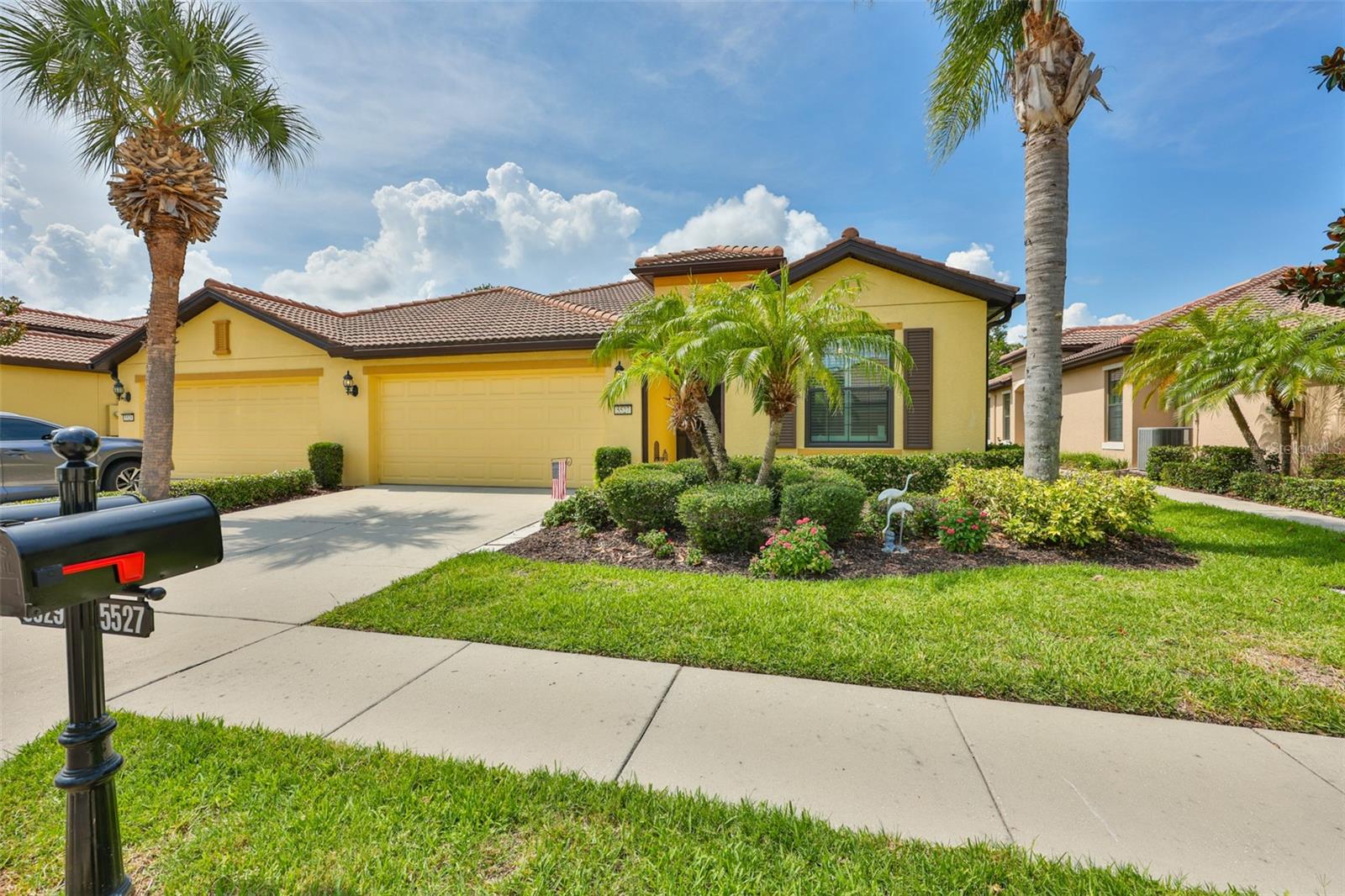 Photo of 5527 SUNSET FALLS DRIVE APOLLO BEACH FL 33572