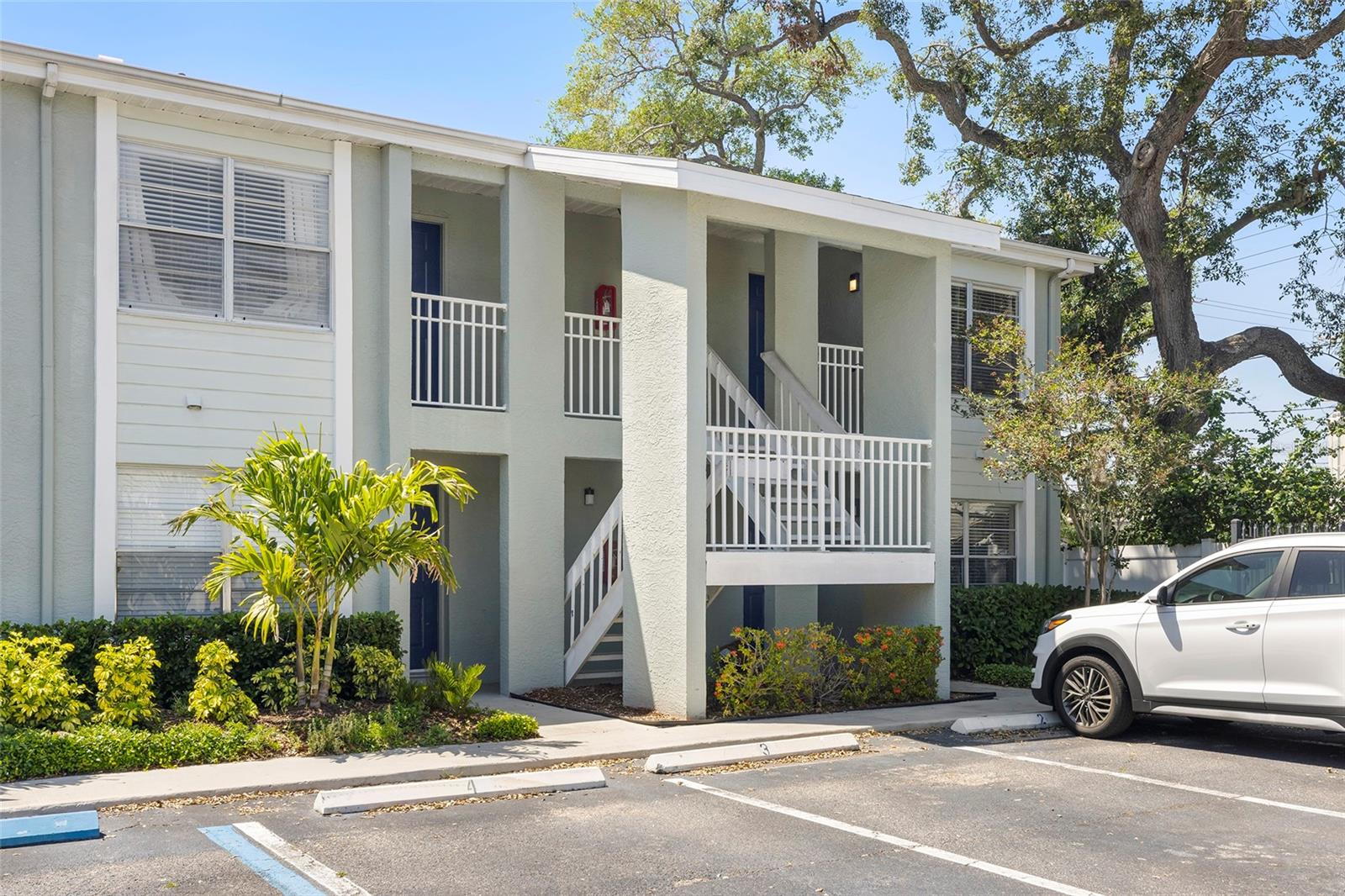 Photo of 5440 S MACDILL AVENUE #1L TAMPA FL 33611