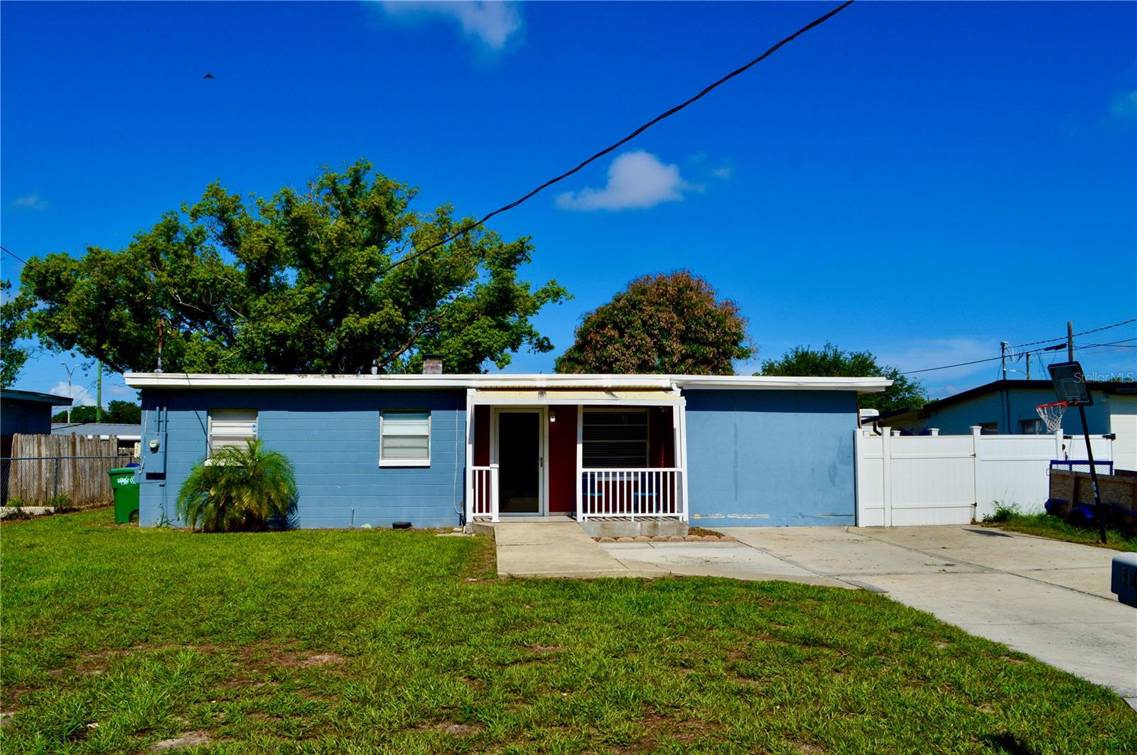 Photo of 10926 N ANNETTE AVENUE TAMPA FL 33612