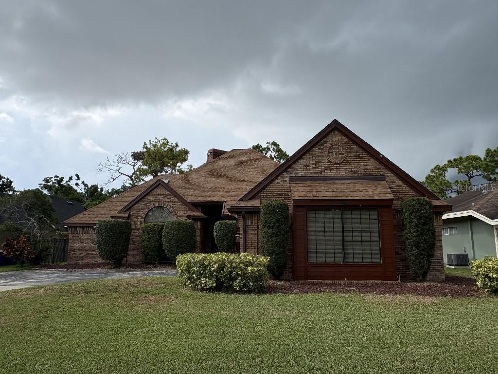 Photo of 10484 LONGWOOD DRIVE SEMINOLE FL 33777