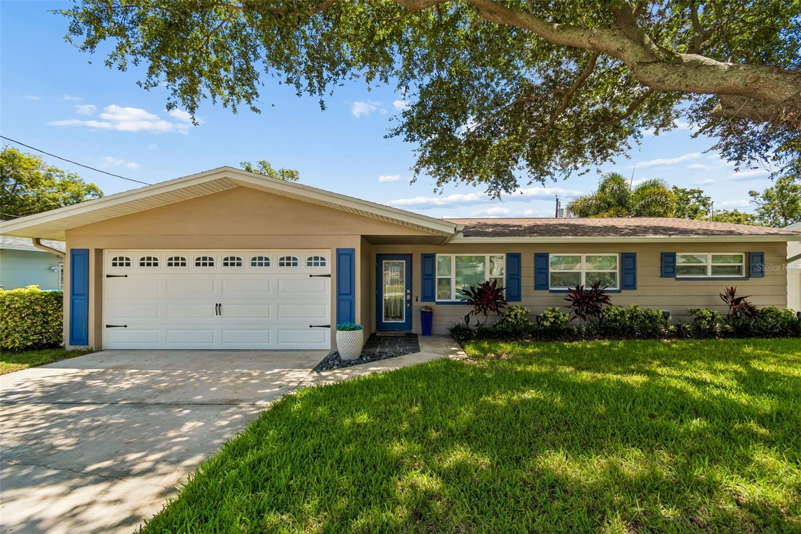 Photo of 9045 RIDGE ROAD SEMINOLE FL 33772
