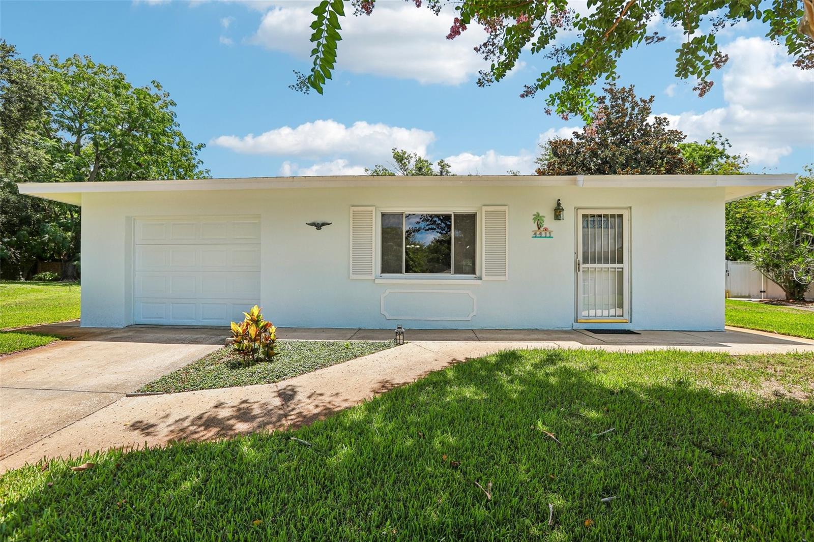 Photo of 4411 55TH WAY KENNETH CITY FL 33709