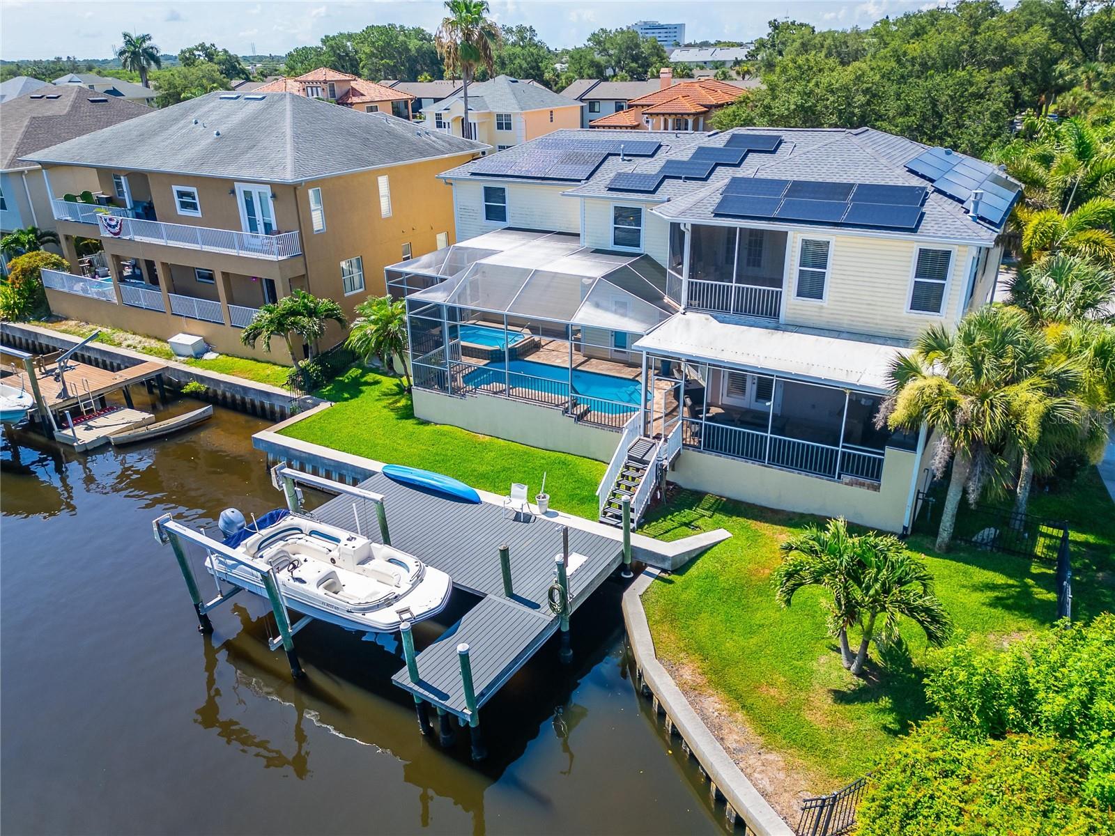 Photo of 339 MANATEE LANE TARPON SPRINGS FL 34689