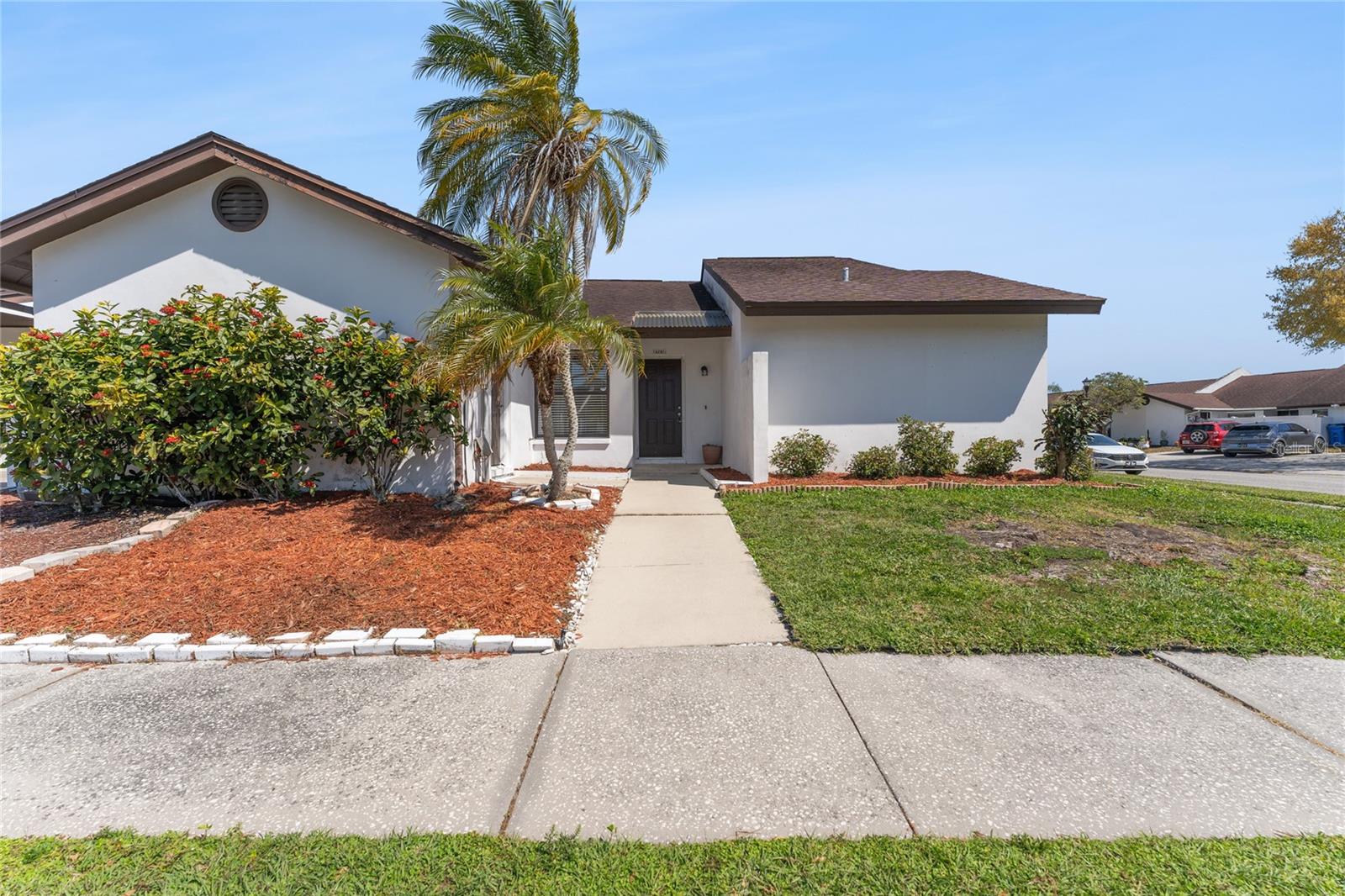 Photo of 5201 BELLEFIELD DRIVE TAMPA FL 33624