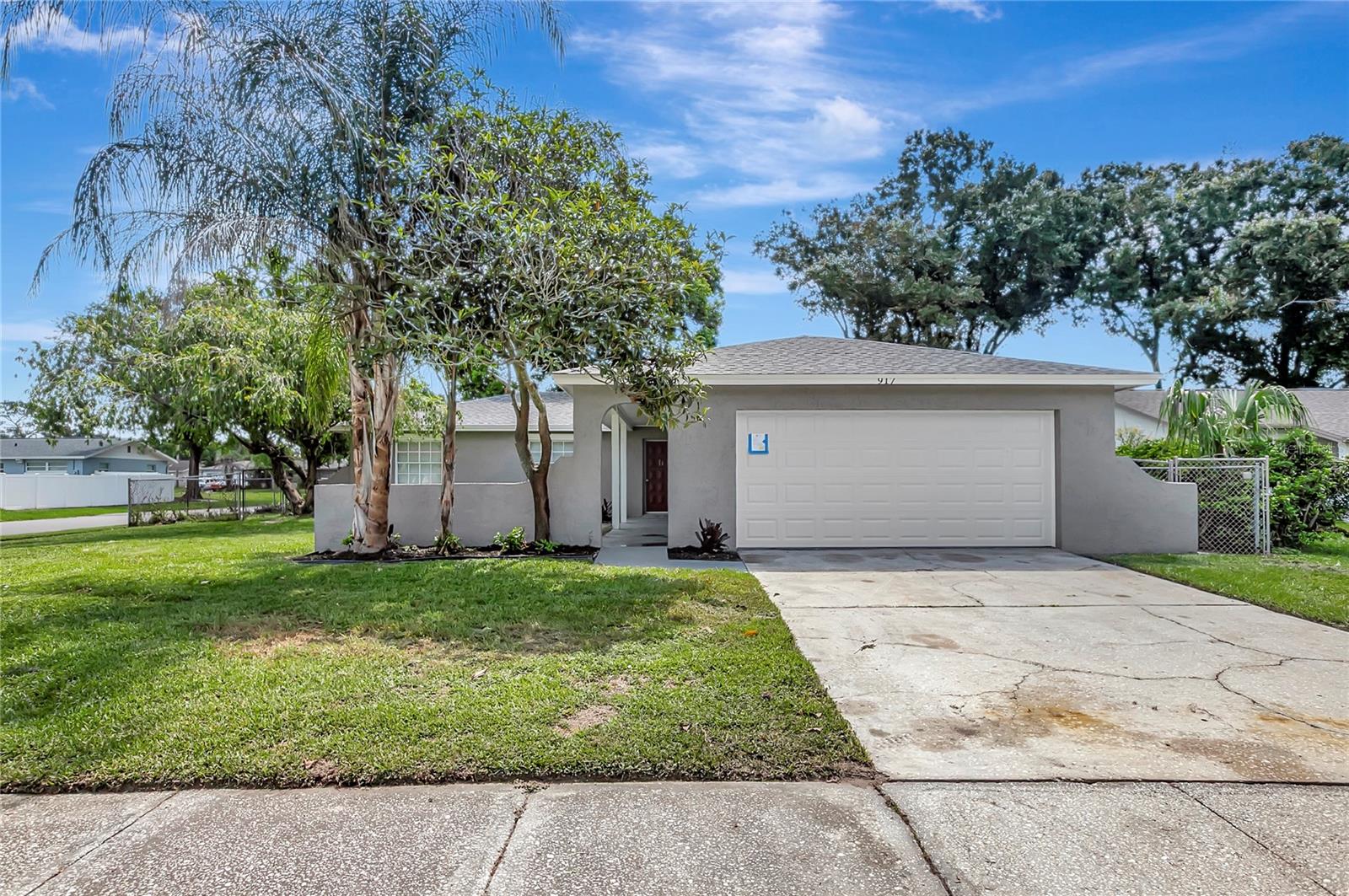 Photo of 917 WINCHESTER COURT BRANDON FL 33510