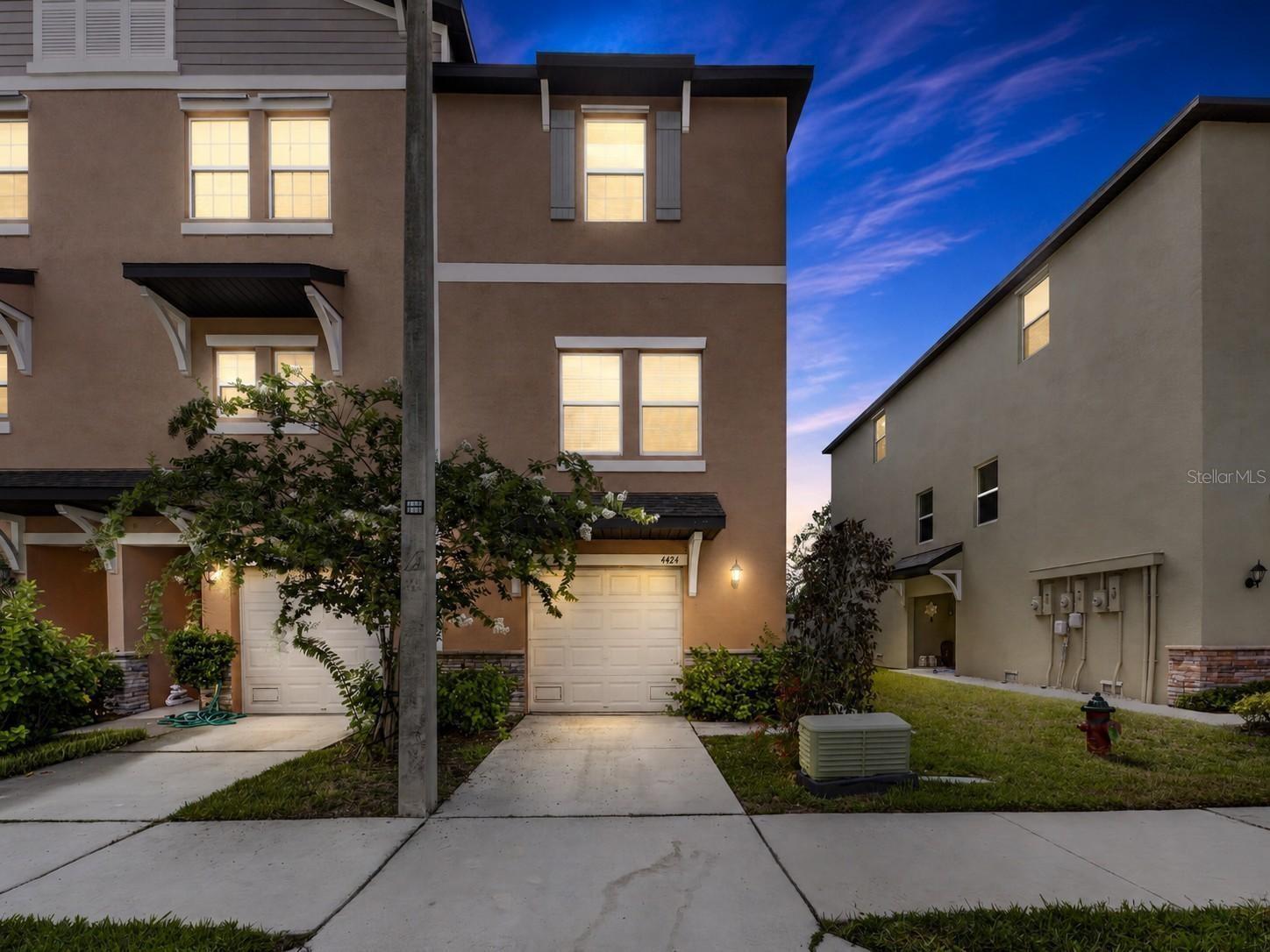 Photo of 4424 TUSCAN LOON DRIVE TAMPA FL 33619