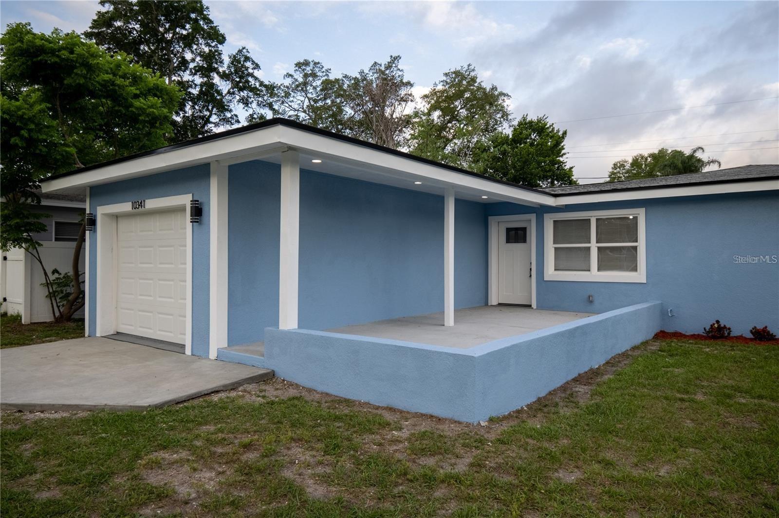 Photo of 10341 KUMQUAT LANE SEMINOLE FL 33772