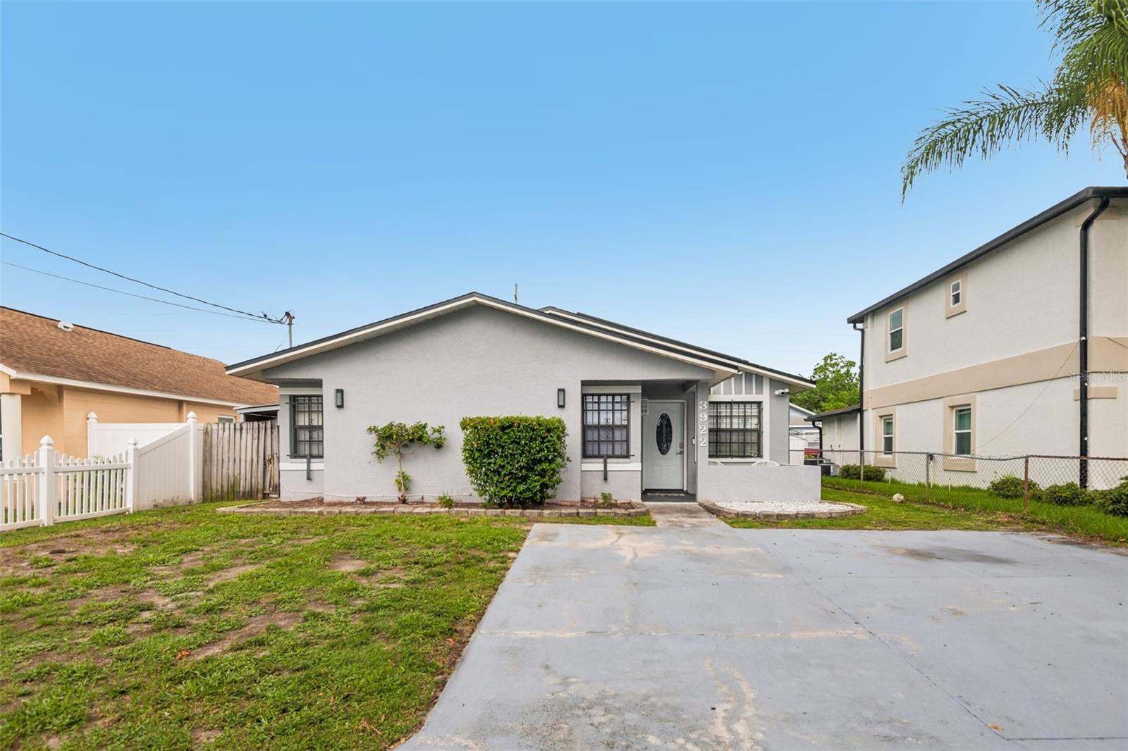 Photo of 3922 W ROBSON STREET TAMPA FL 33614