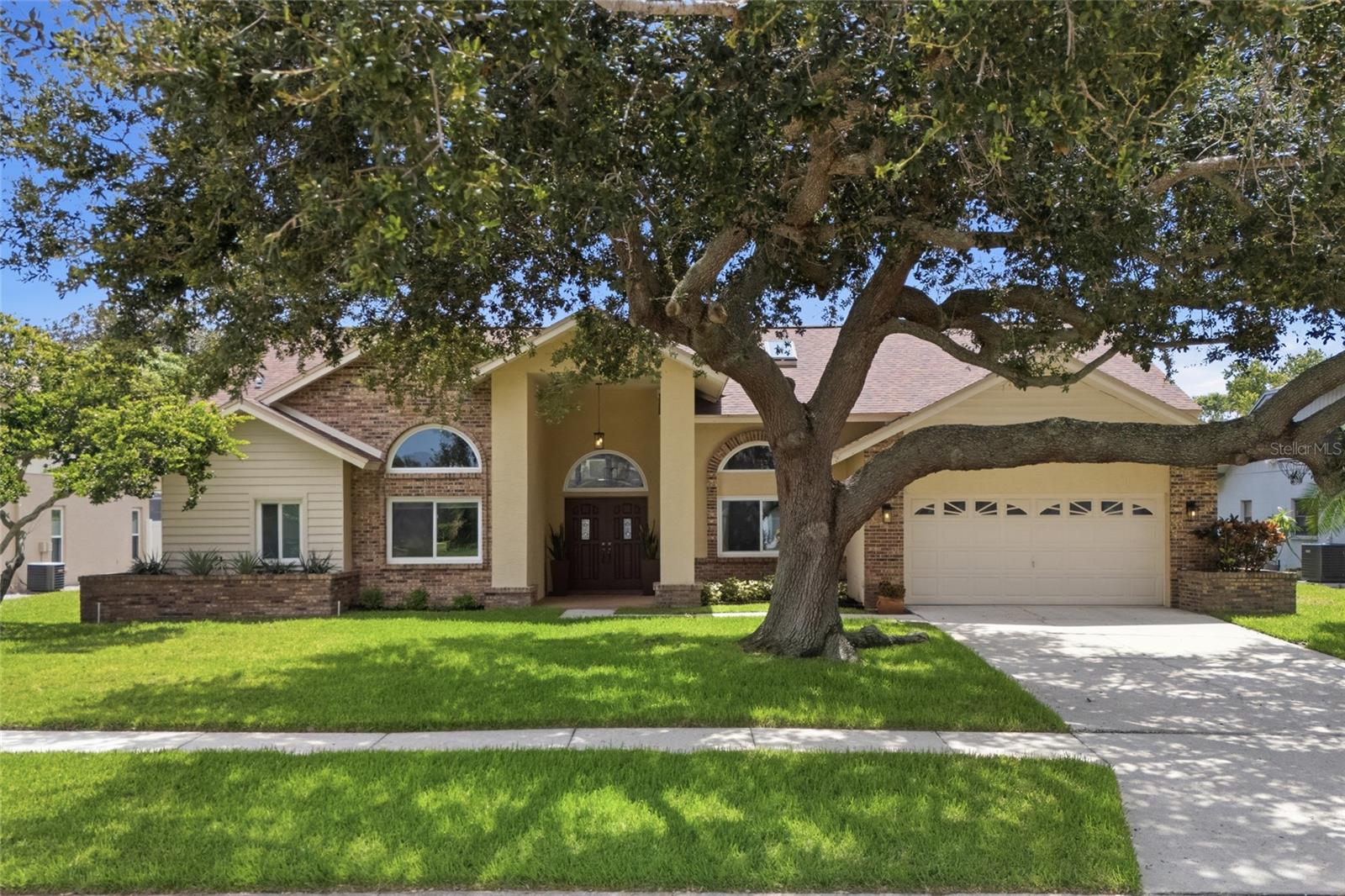 Photo of 3367 E LAKE SHORE LANE CLEARWATER FL 33761