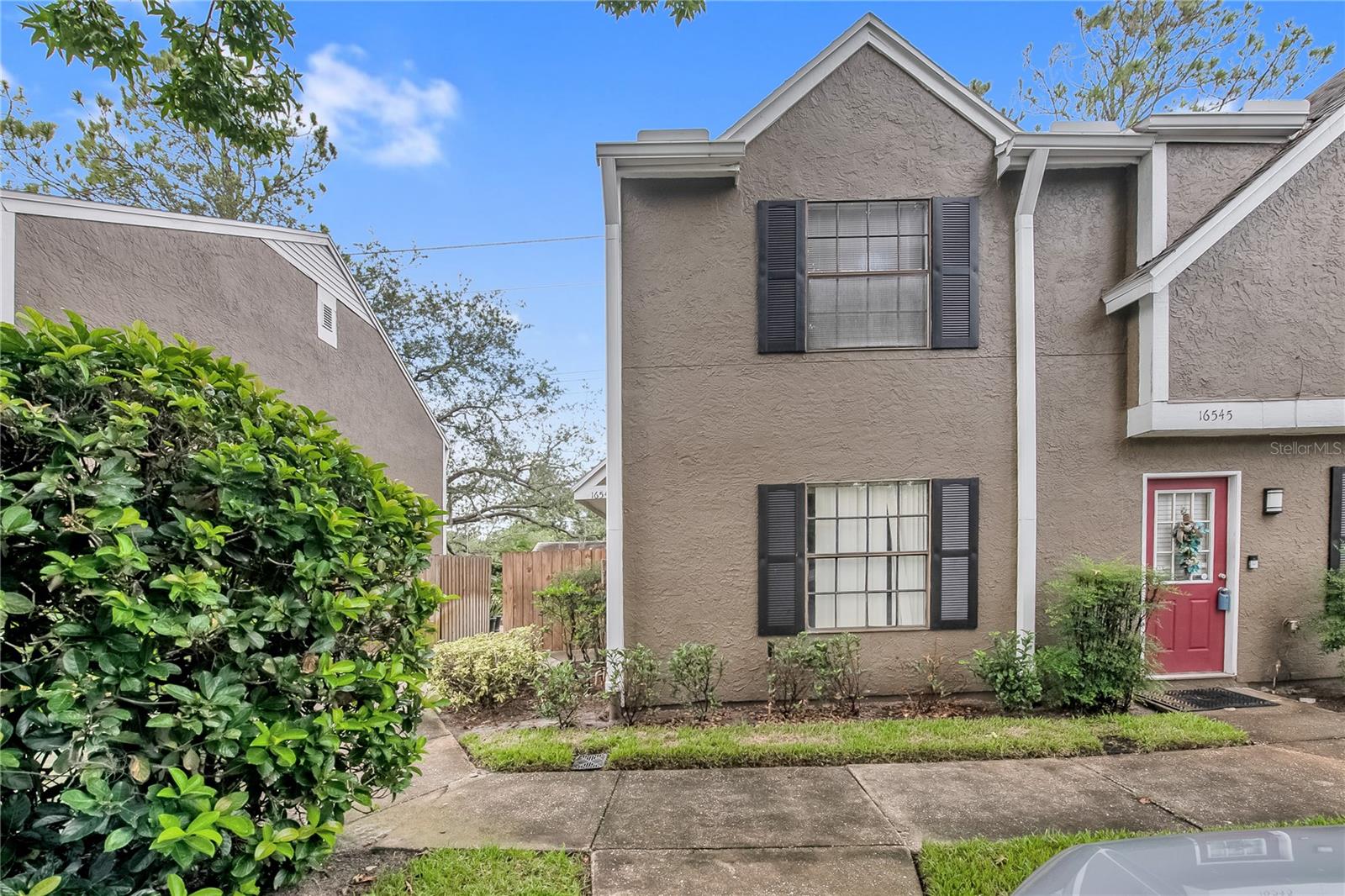 Photo of 16547 LAKE BRIGADOON CIRCLE TAMPA FL 33618