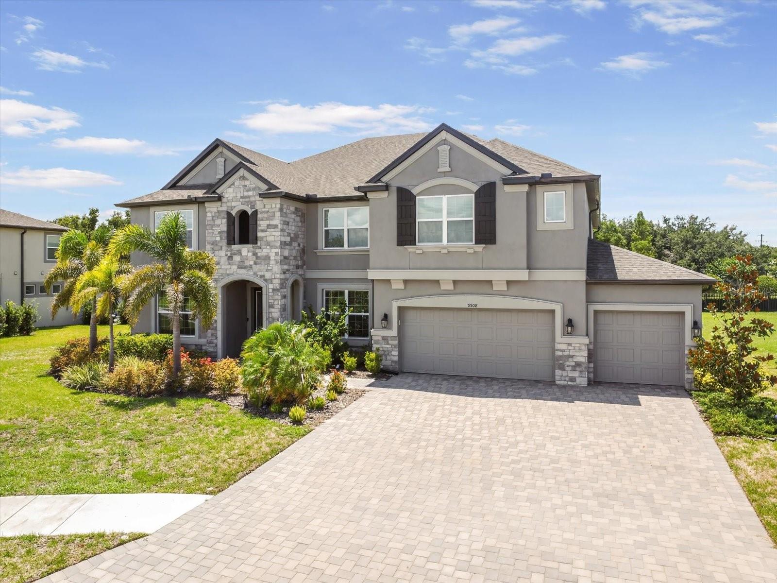 Photo of 9508 PYRENEES PLACE SEFFNER FL 33584