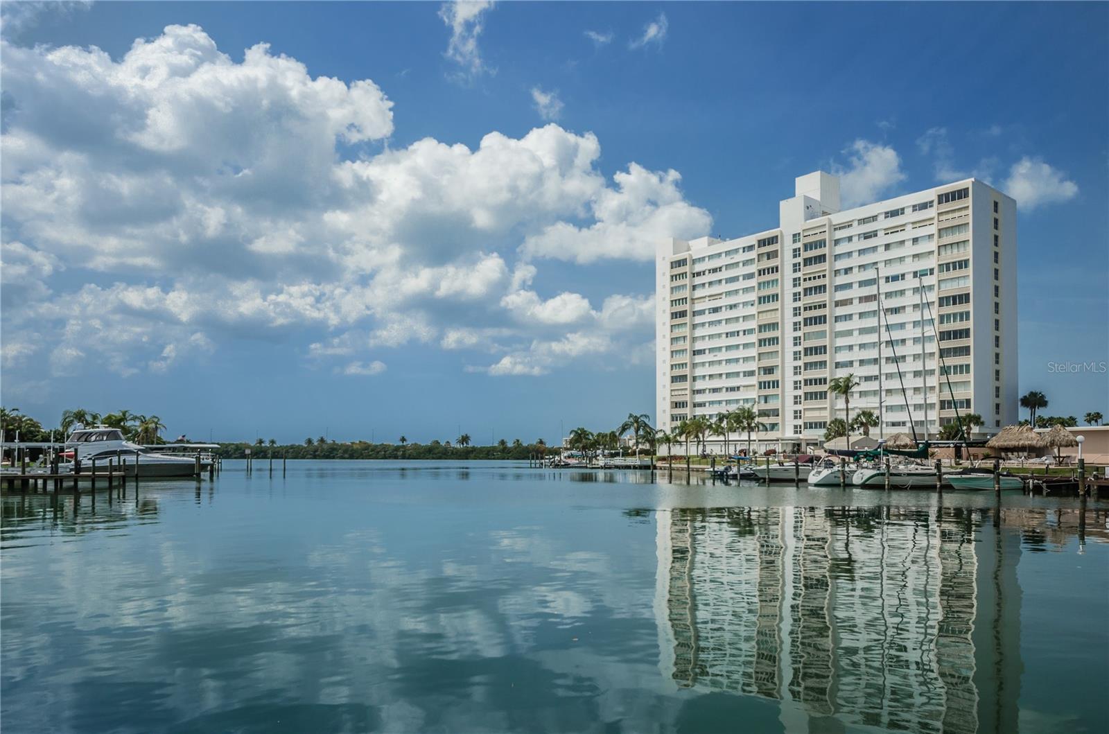Photo of 31 ISLAND WAY #508 CLEARWATER BEACH FL 33767