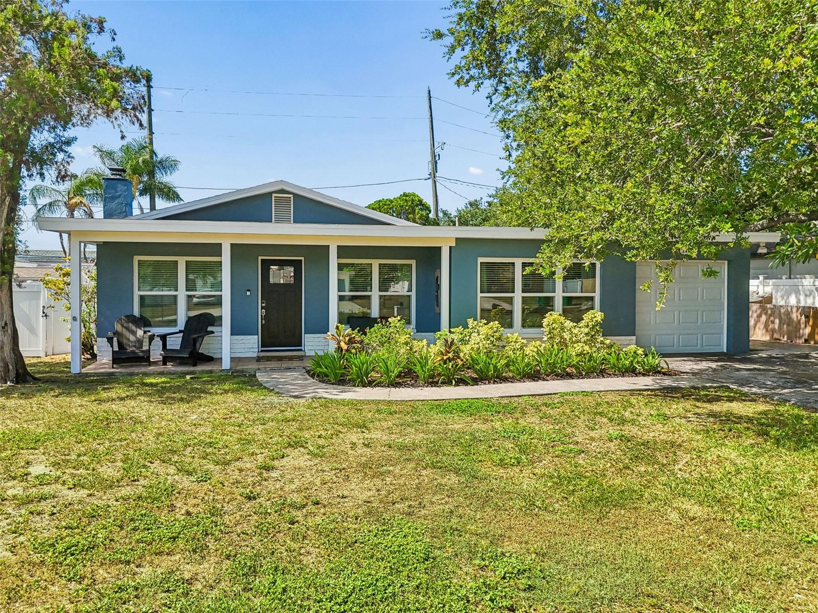 Photo of 10748 VILLAGE GREEN AVE SEMINOLE FL 33772