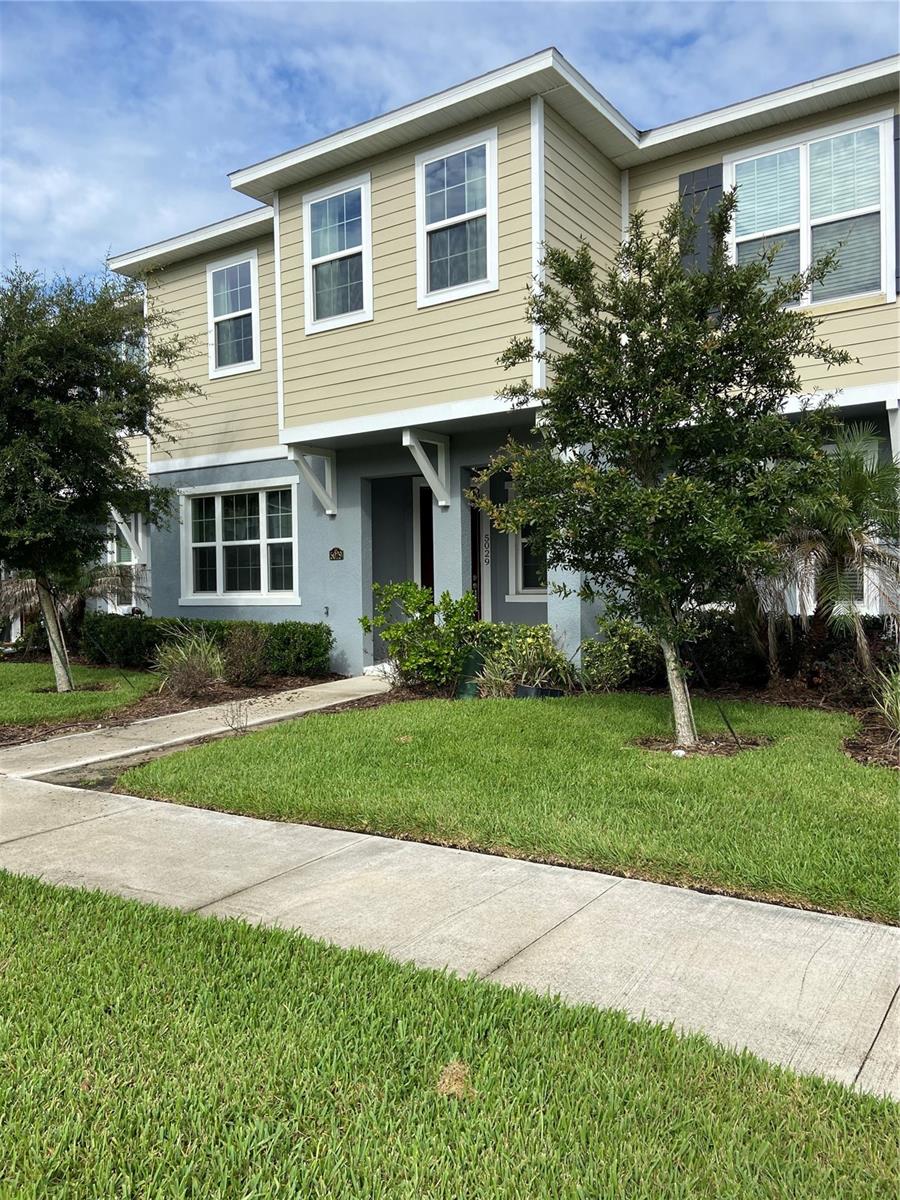Photo of 5029 AVALON PARK BOULEVARD WESLEY CHAPEL FL 33545