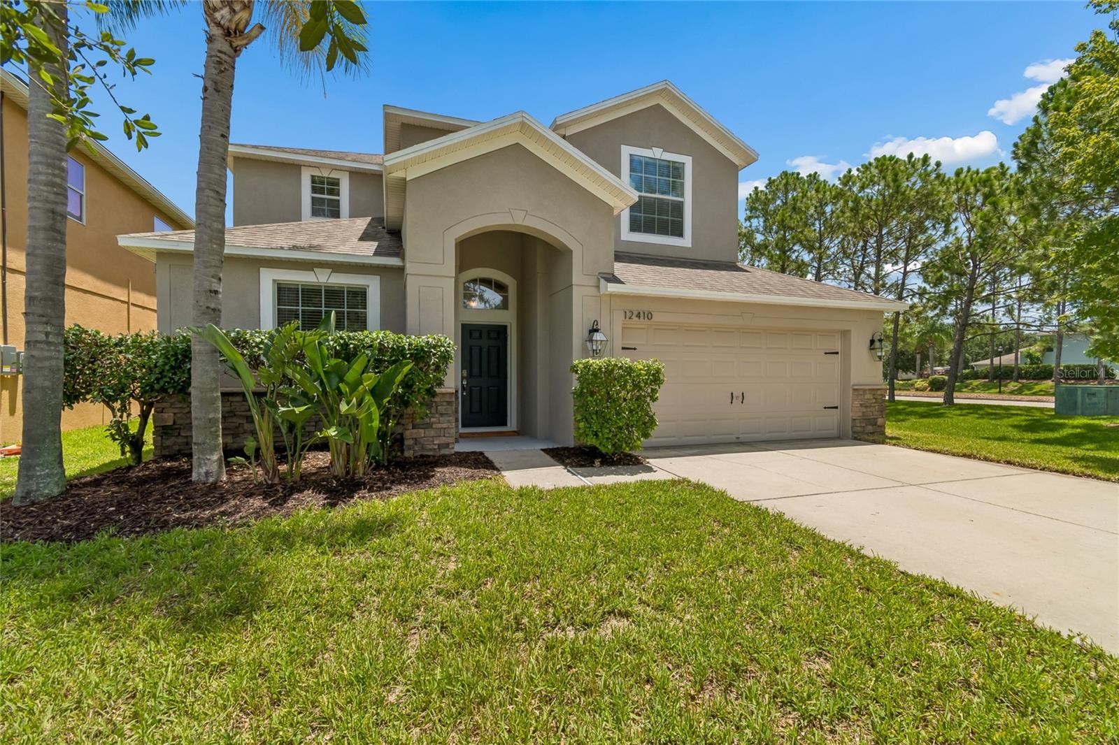 Photo of 12410 LATCHFORD STREAM PLACE RIVERVIEW FL 33579