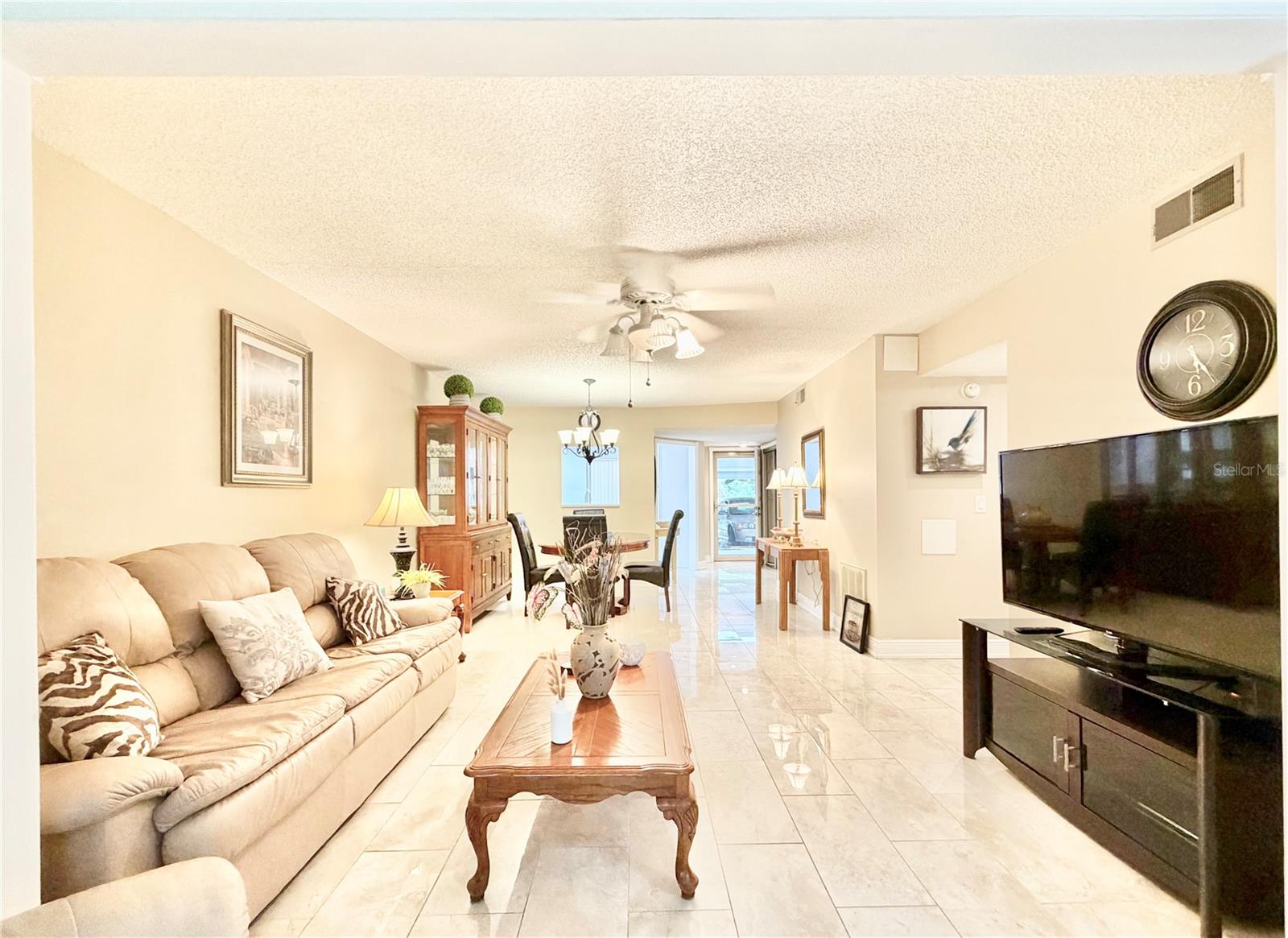 Photo of 1247 S MARTIN LUTHER KING JUNIOR AVENUE #D103 CLEARWATER FL 33756
