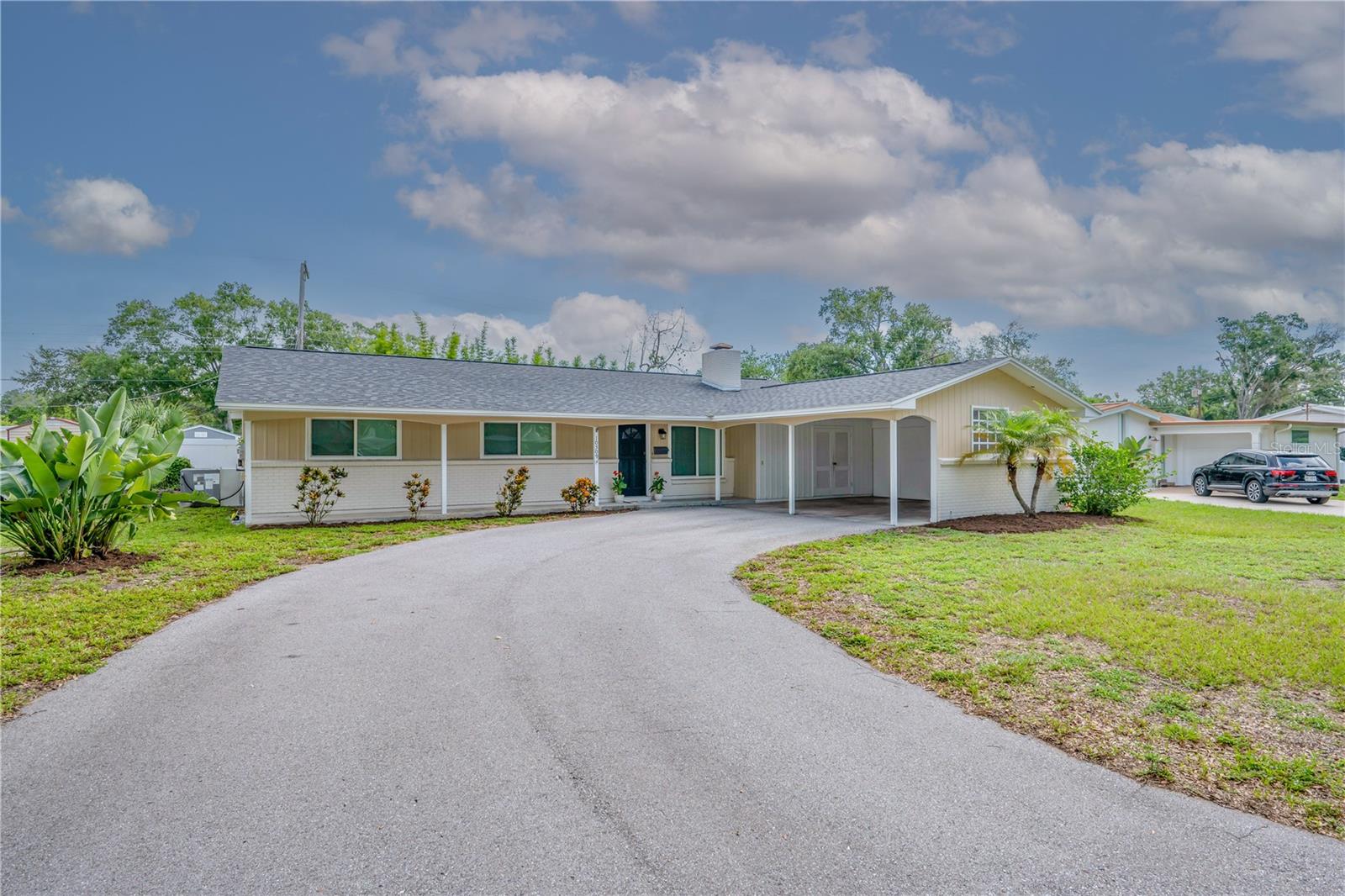 Photo of 10509 ORANGE GROVE DRIVE TAMPA FL 33618