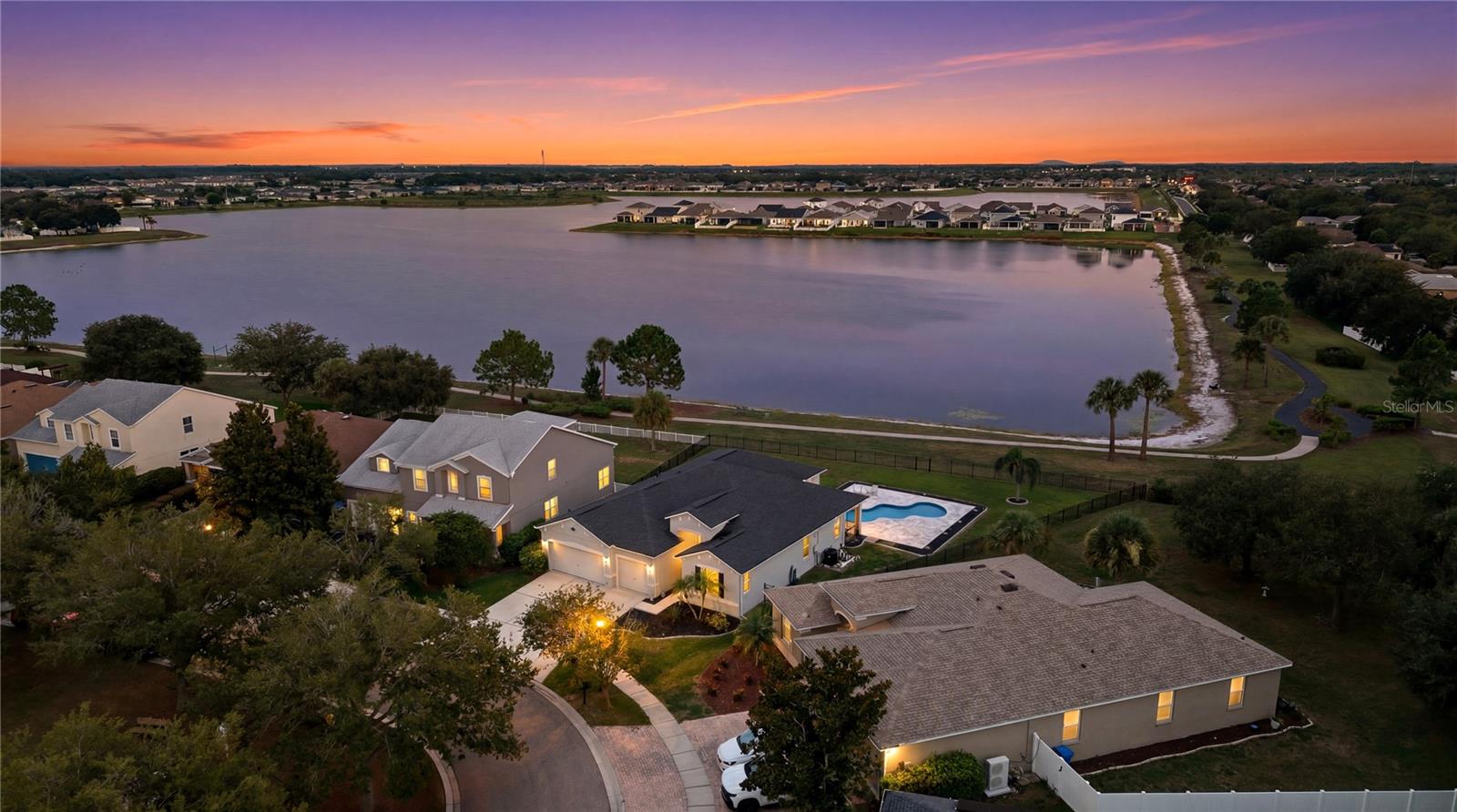 Photo of 11211 LAUREL BROOK COURT RIVERVIEW FL 33569