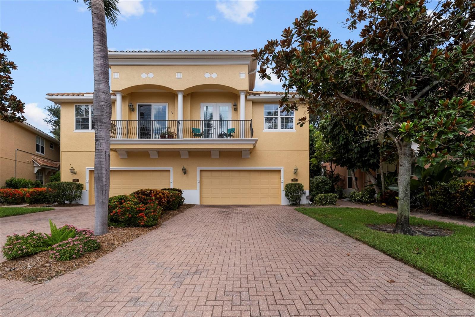 Photo of 185 BANYAN BAY DRIVE ST PETERSBURG FL 33705