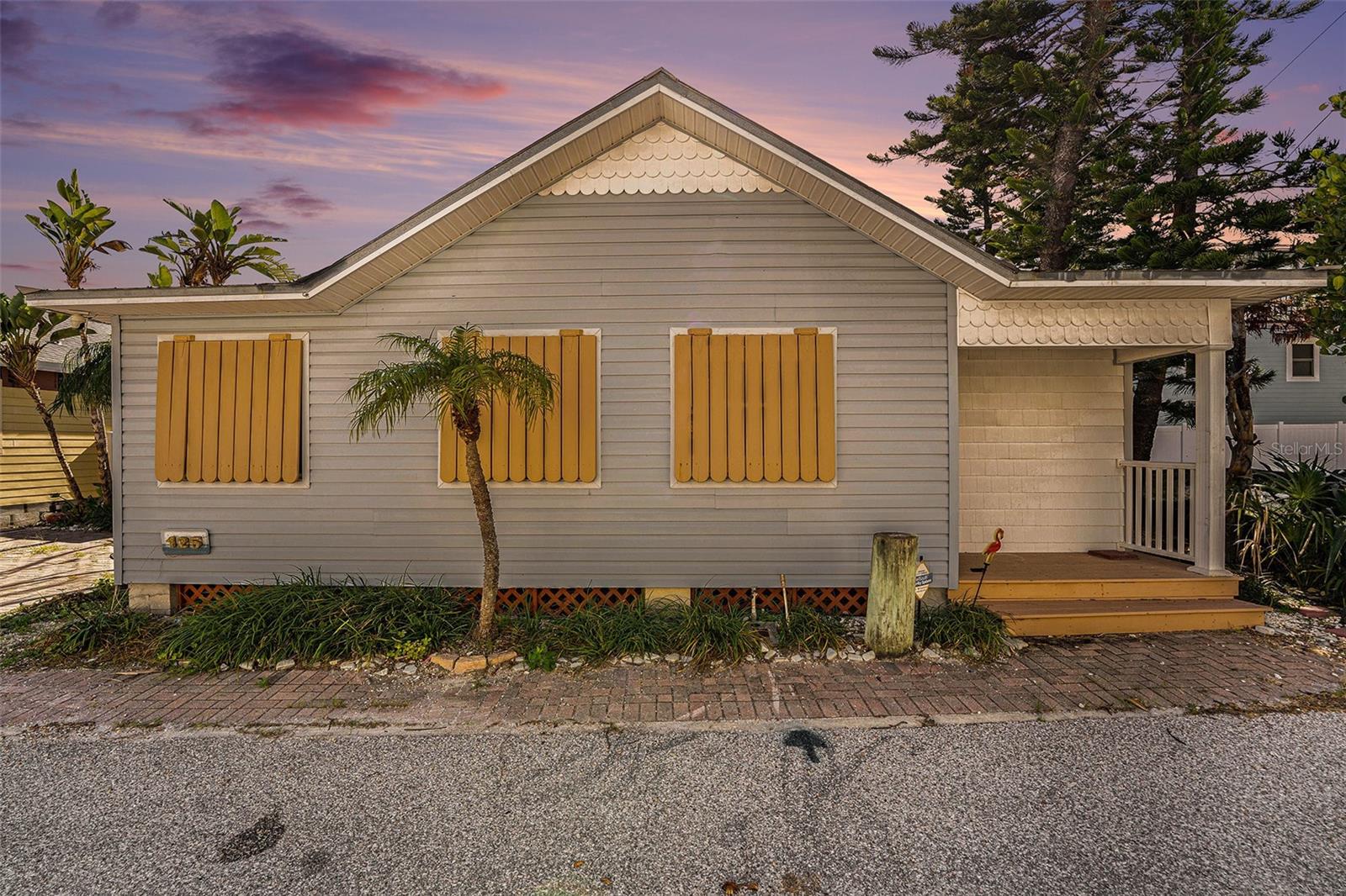Photo of 125 95TH AVENUE TREASURE ISLAND FL 33706