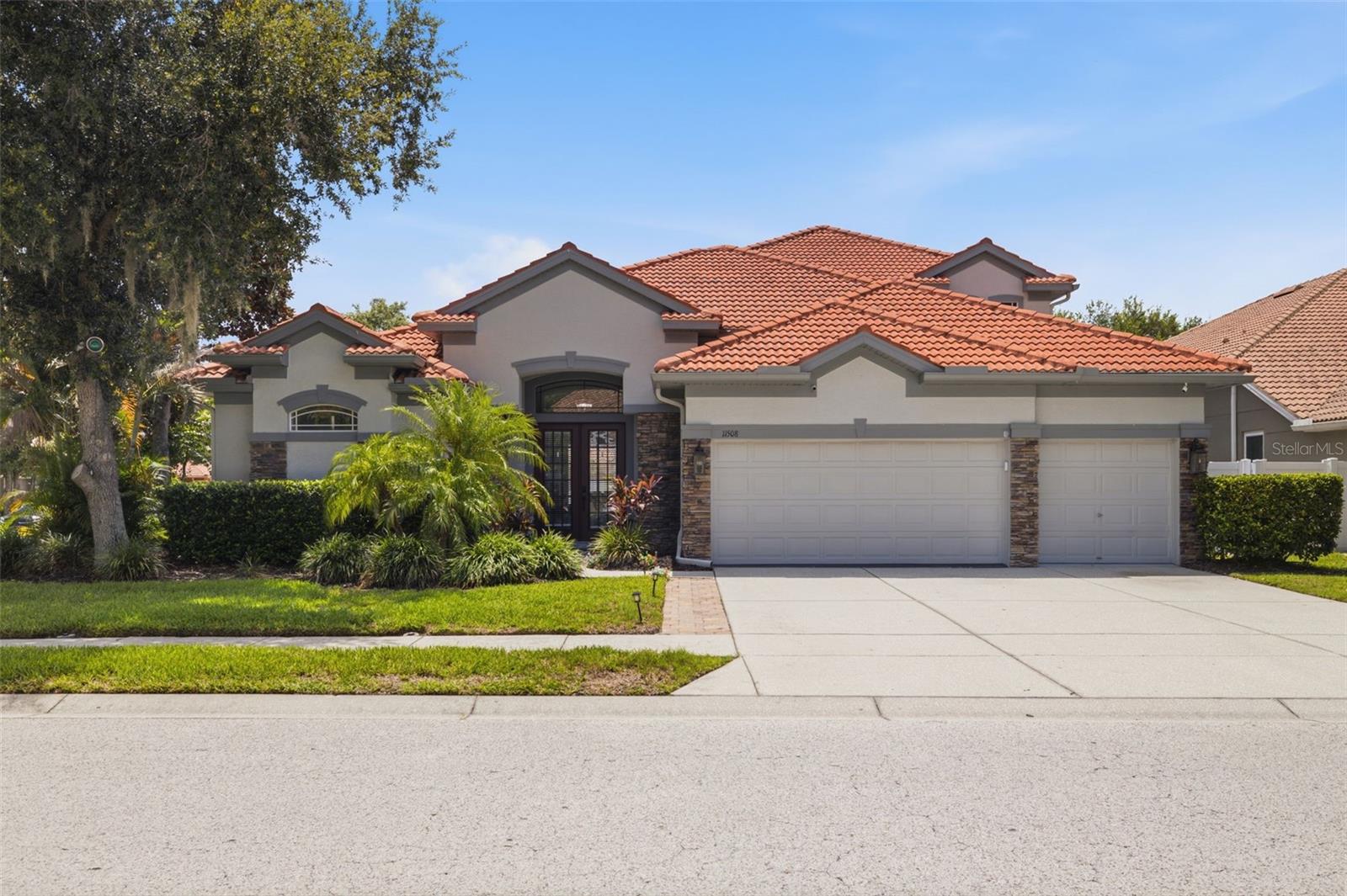 Photo of 11508 OYSTER BAY CIRCLE NEW PORT RICHEY FL 34654