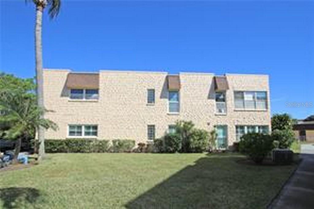 Photo of 221 CEDARWOOD CIRCLE #221 SEMINOLE FL 33777