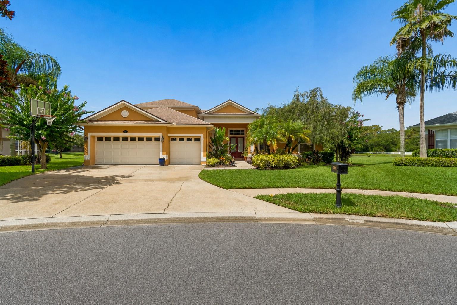 Photo of 5303 CLOUDS PEAK DRIVE LUTZ FL 33558