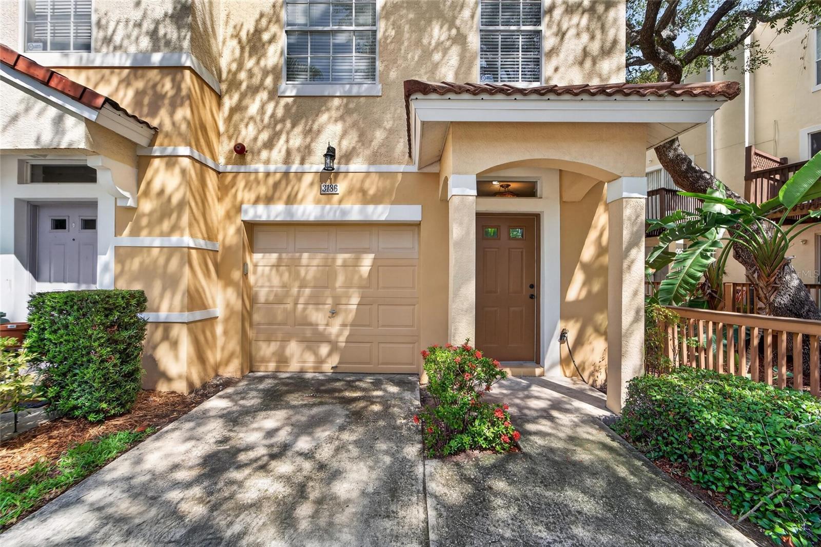 Photo of 3186 BAYSHORE OAKS DRIVE TAMPA FL 33611